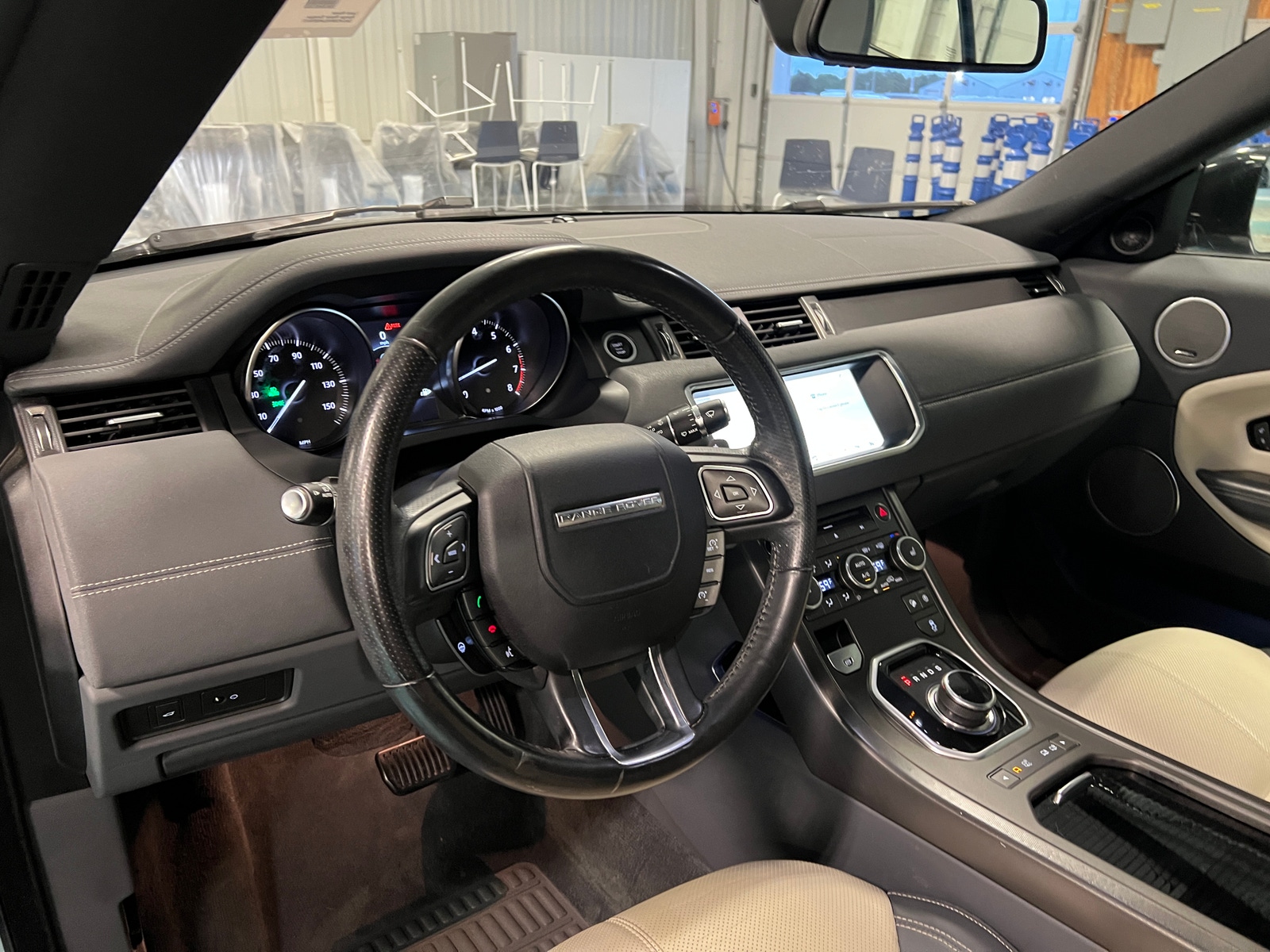 Thumbnail: 2018 Land Rover Range Rover Evoque - 2