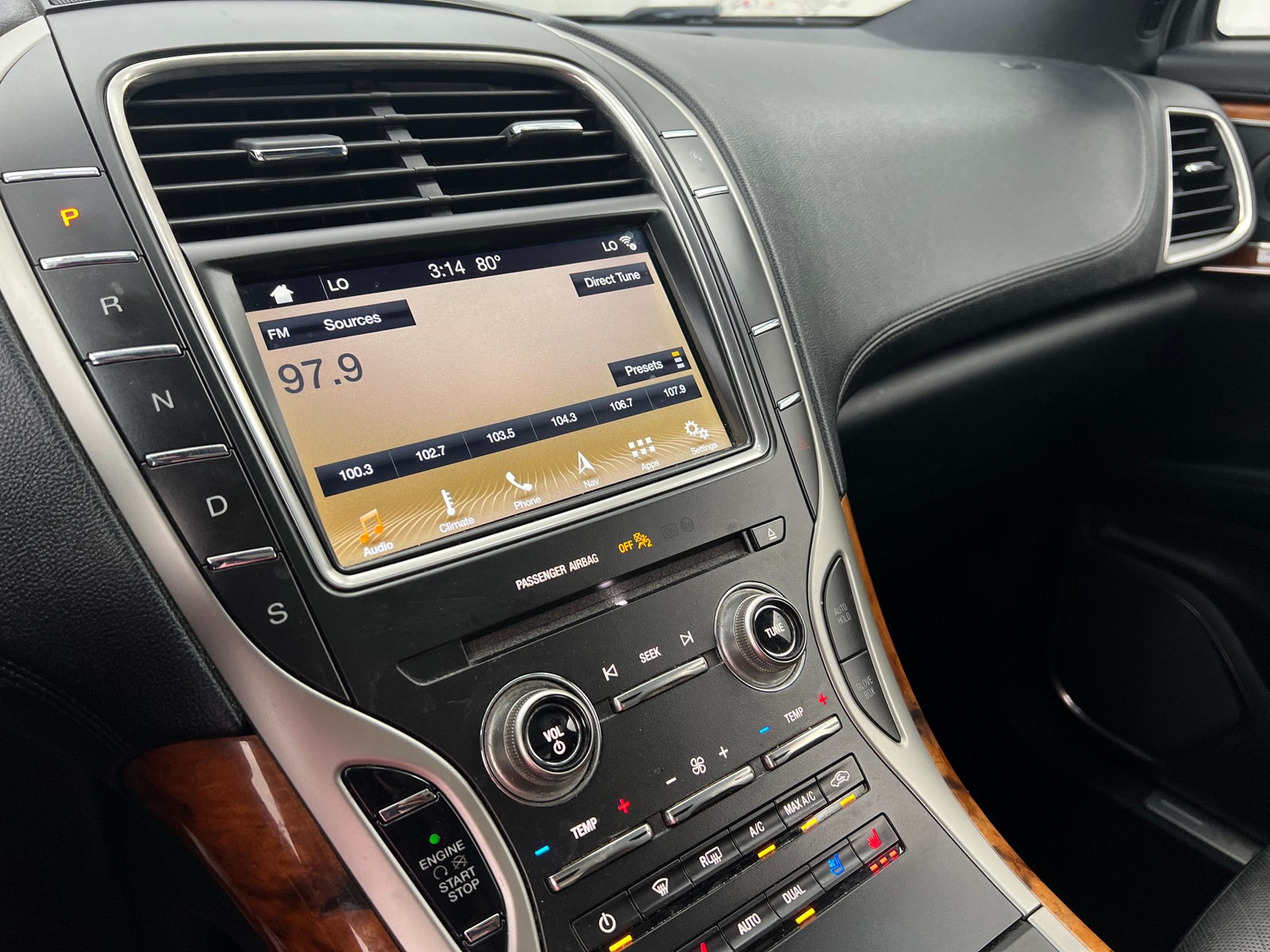 Thumbnail: 2019 Lincoln Nautilus - 3