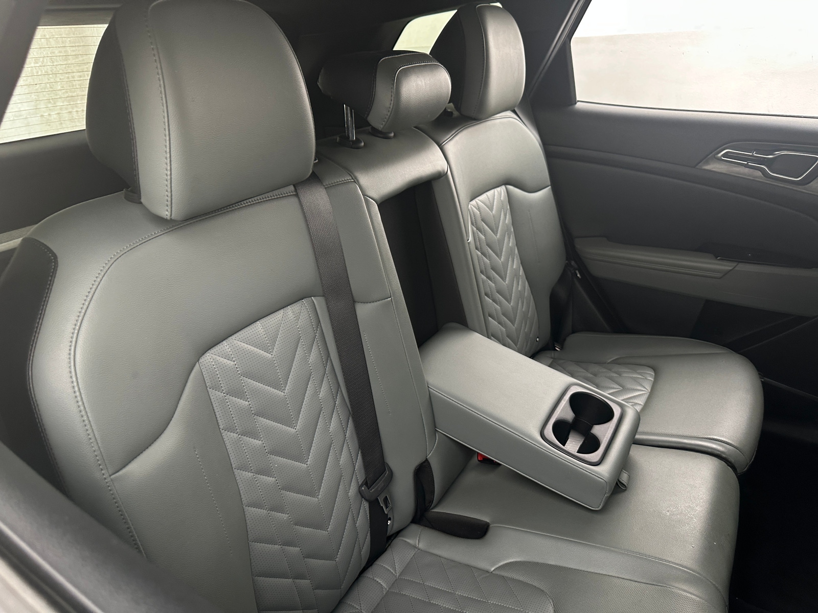 Thumbnail: 2023 Kia Sportage - 5