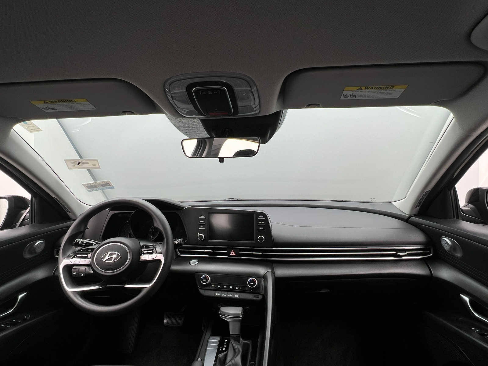 Thumbnail: 2023 Hyundai Elantra - 3