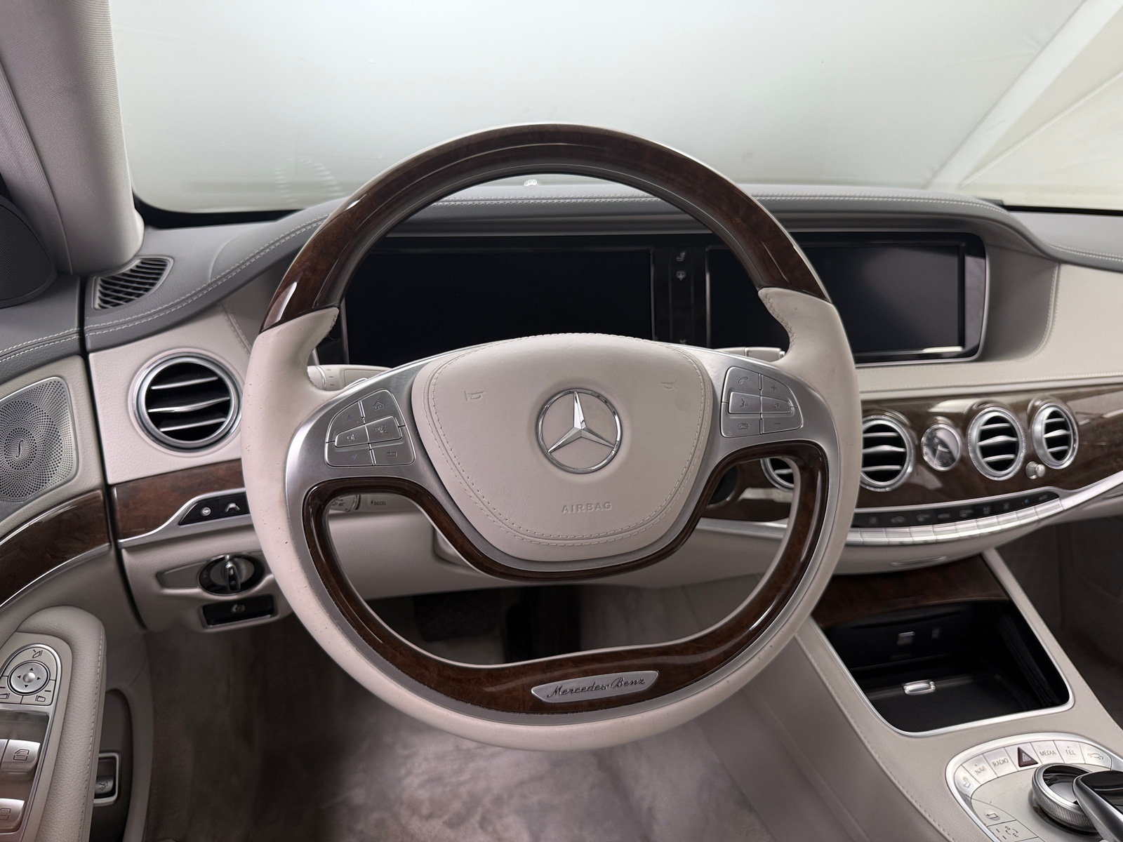 Thumbnail: 2016 Mercedes-Benz S-Class - 4