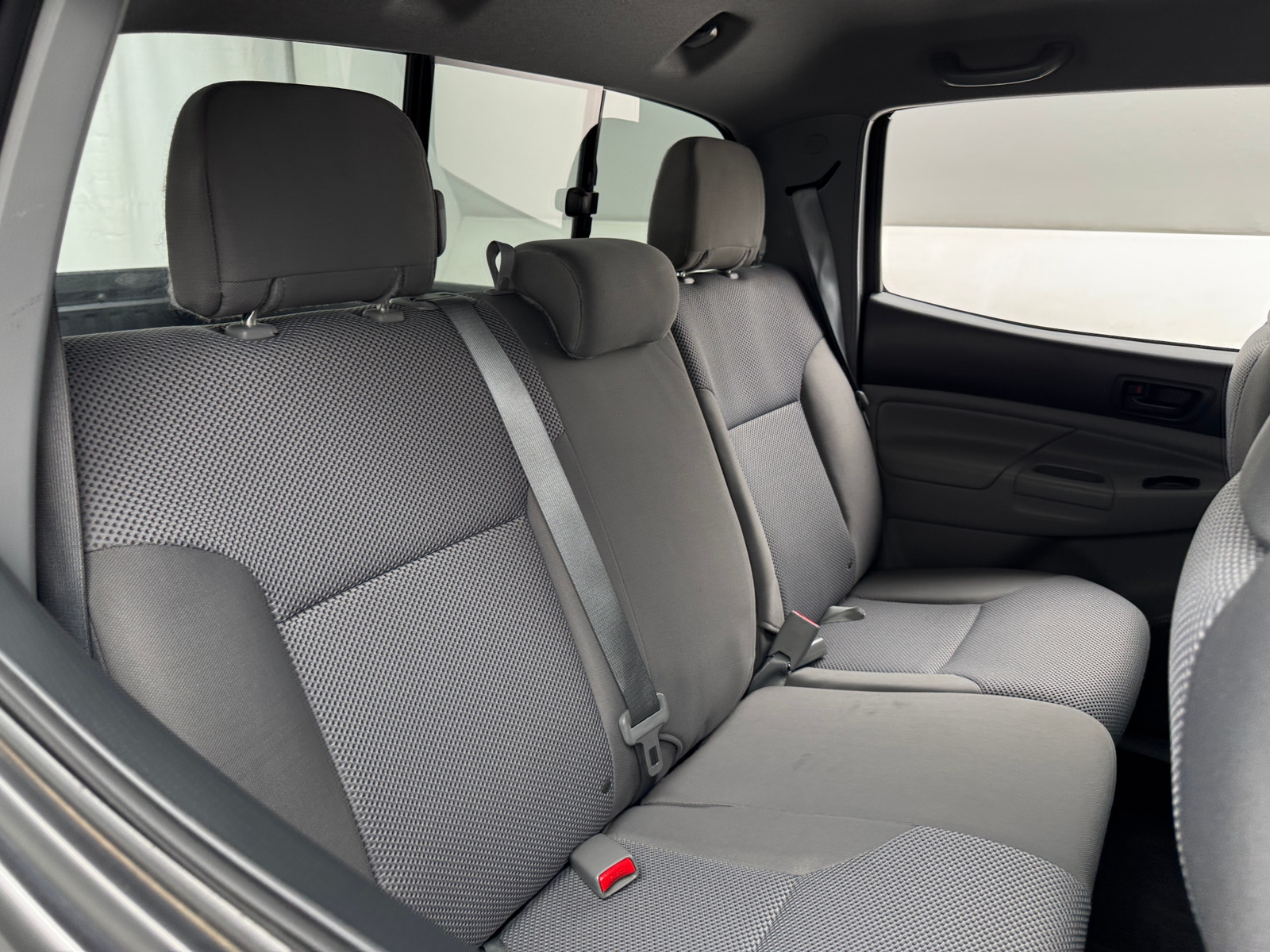 Thumbnail: 2015 Toyota Tacoma - 6