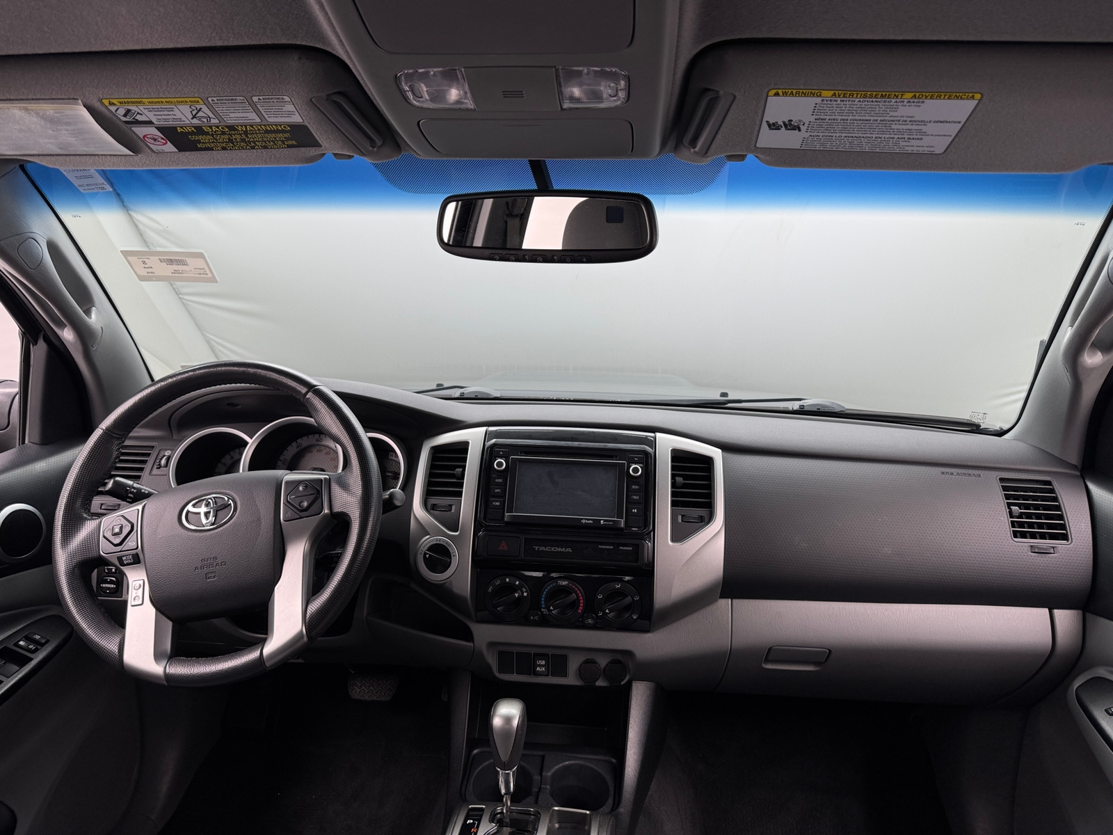 Thumbnail: 2015 Toyota Tacoma - 3