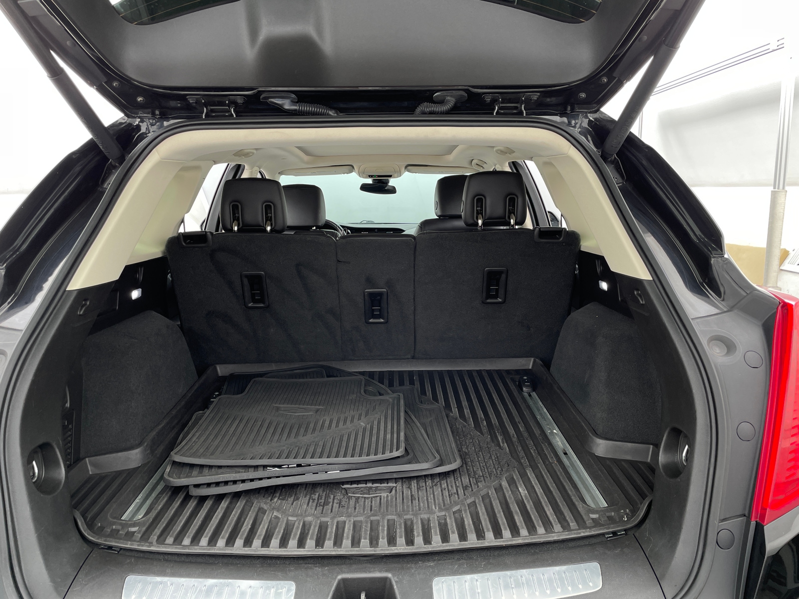 Thumbnail: 2018 Cadillac XT5 - 6