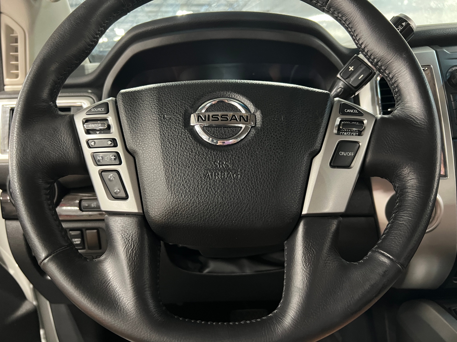 Thumbnail: 2018 Nissan Titan - 5