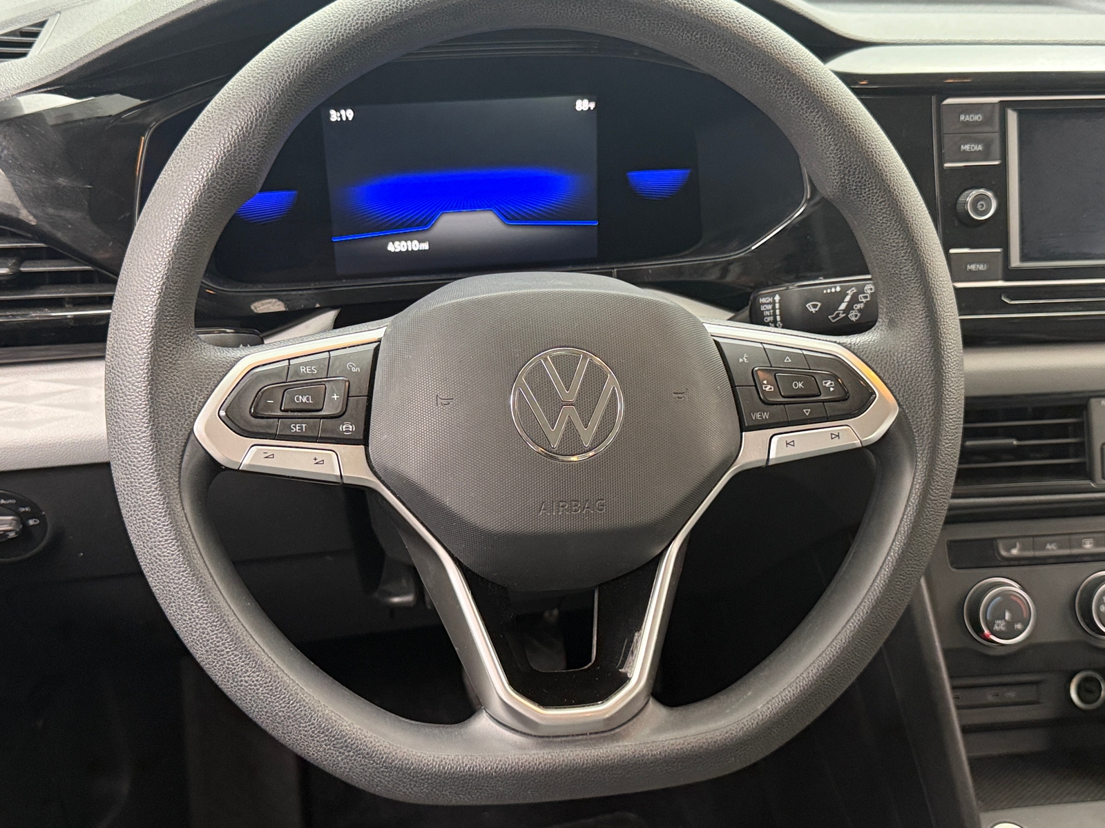 Thumbnail: 2022 Volkswagen Taos - 5