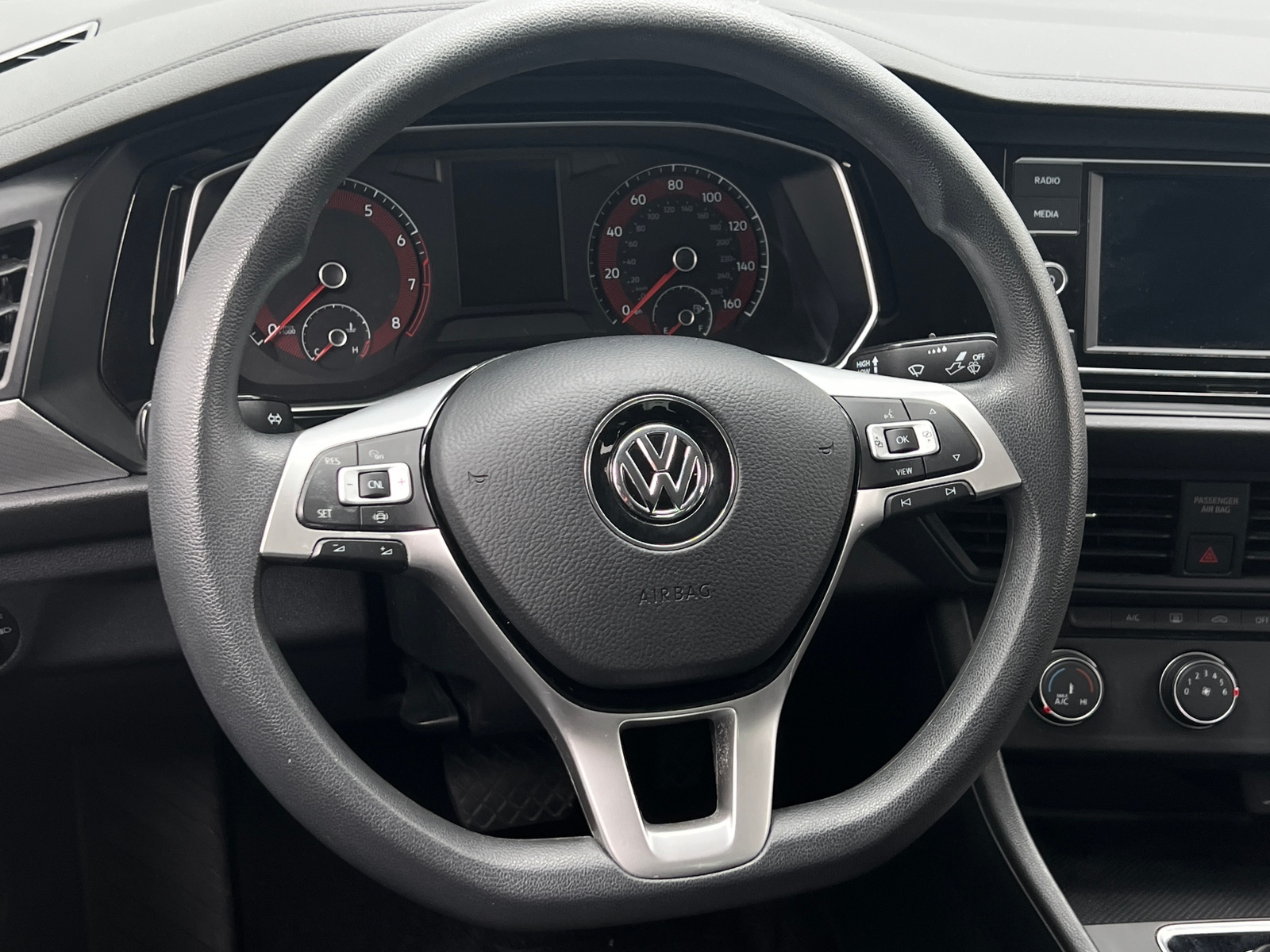 Thumbnail: 2021 Volkswagen Jetta - 5