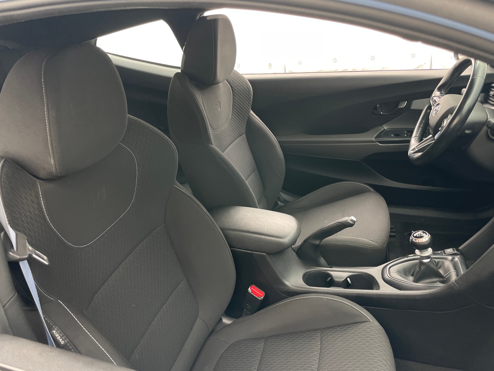 Thumbnail: 2020 Hyundai Veloster - 2