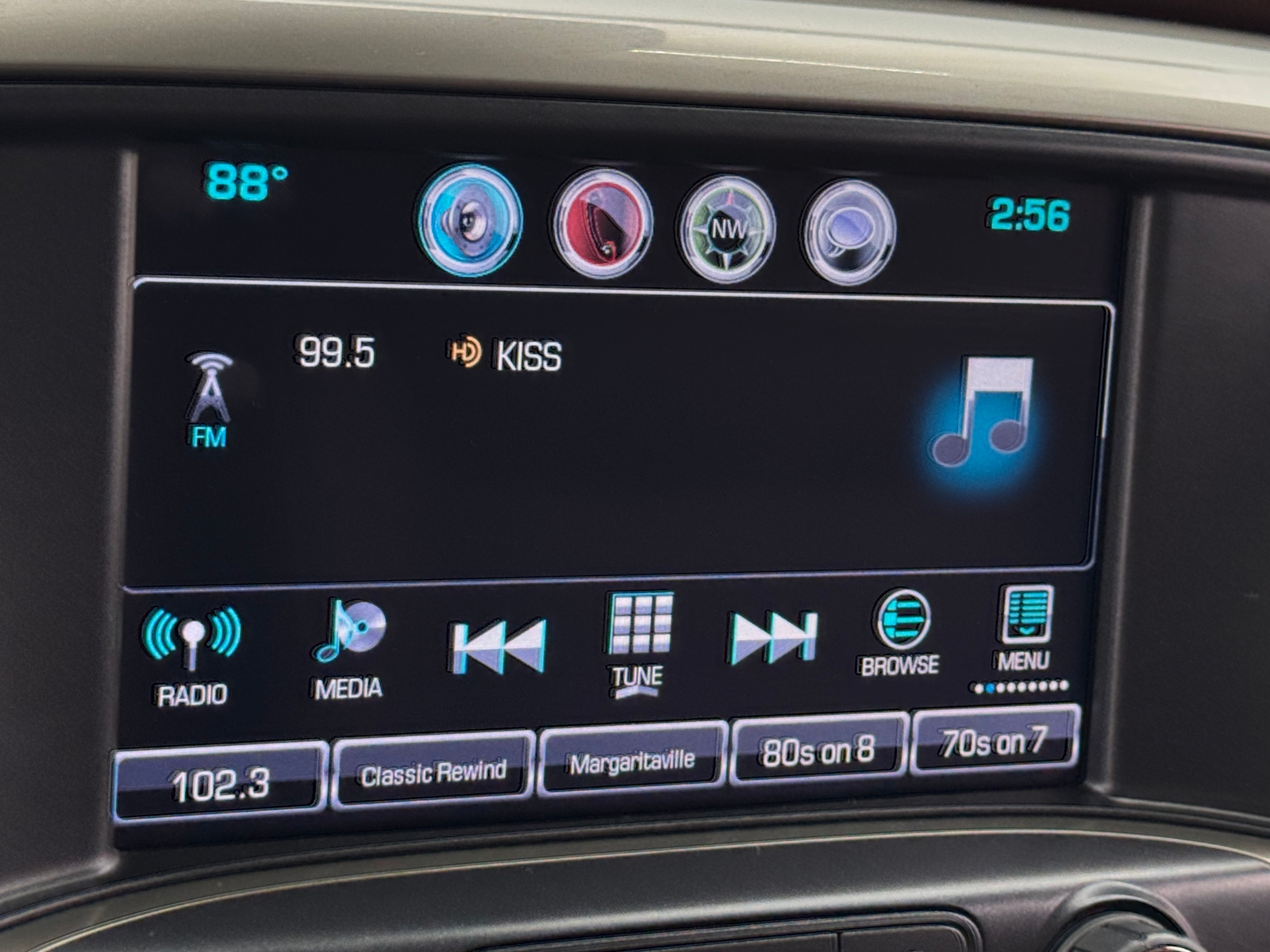 Thumbnail: 2016 Chevrolet Silverado 1500 - 3