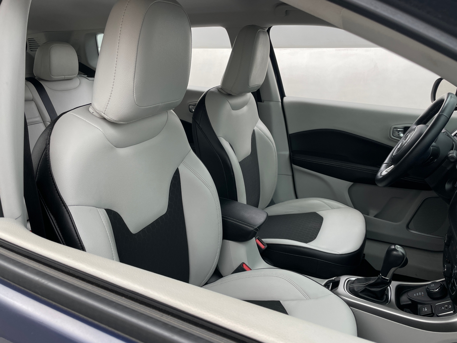 Thumbnail: 2018 Jeep Compass - 2