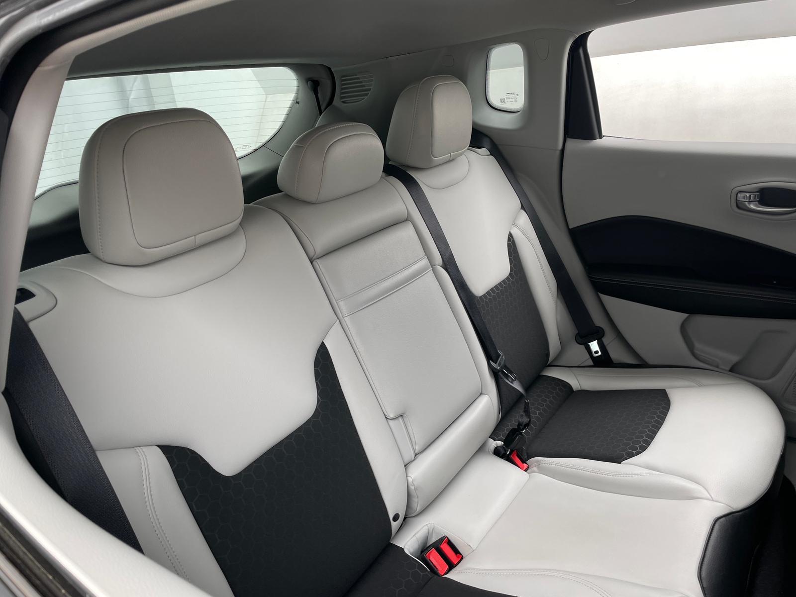 Thumbnail: 2018 Jeep Compass - 6