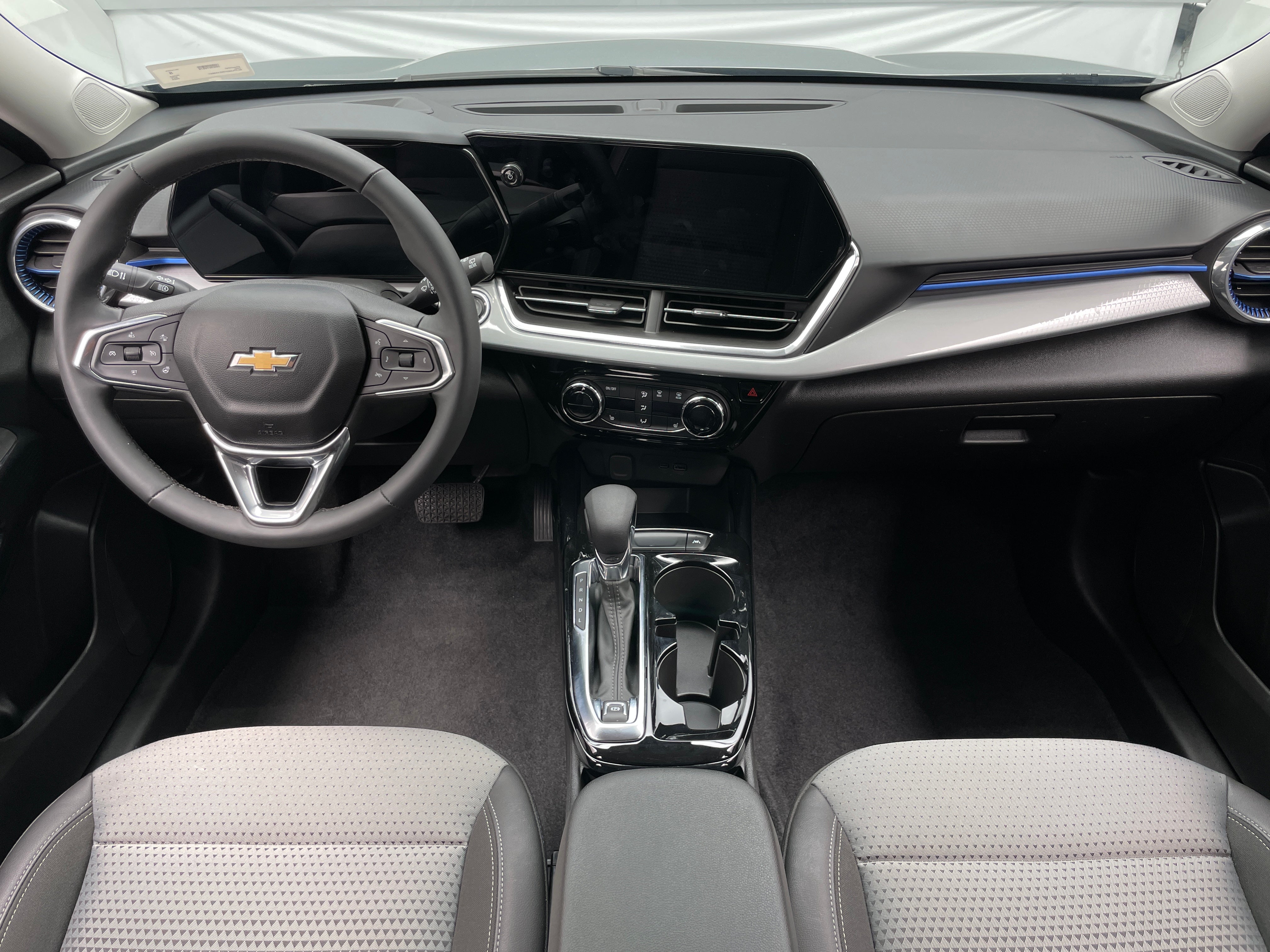 Image of 2024 Chevrolet Trax LT