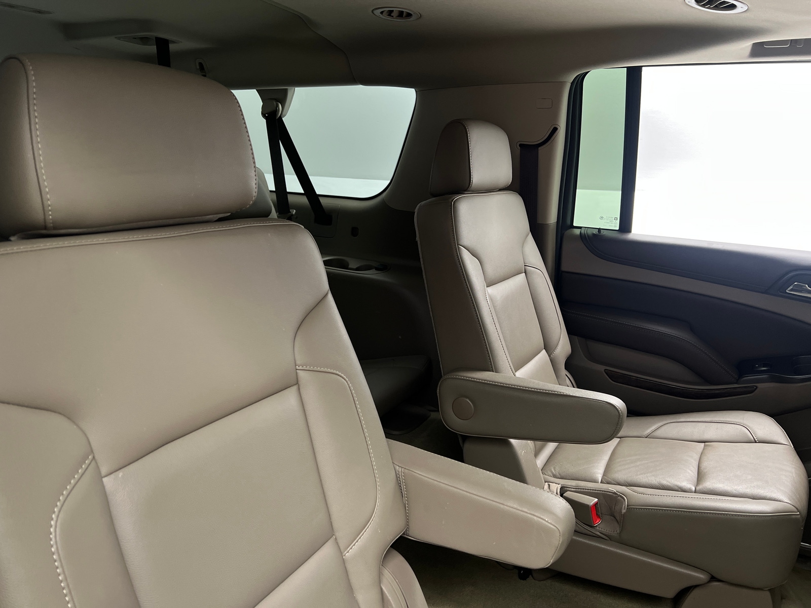 Thumbnail: 2017 Chevrolet Suburban - 5