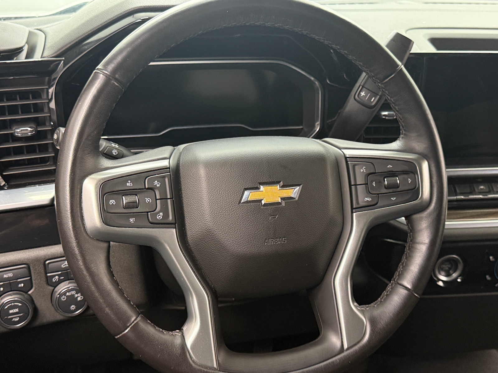 Thumbnail: 2022 Chevrolet Silverado 1500 - 5