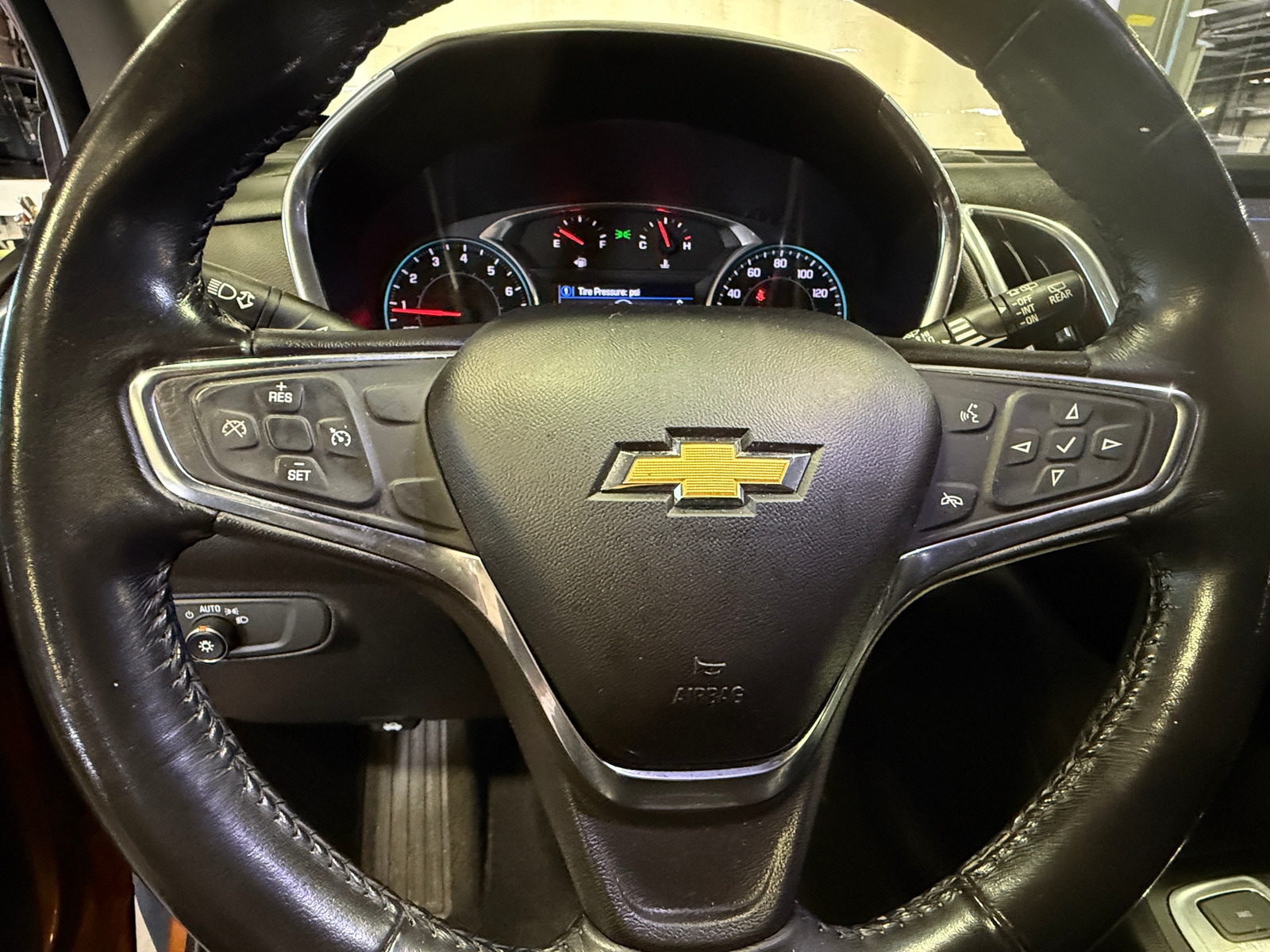 Thumbnail: 2019 Chevrolet Equinox - 5
