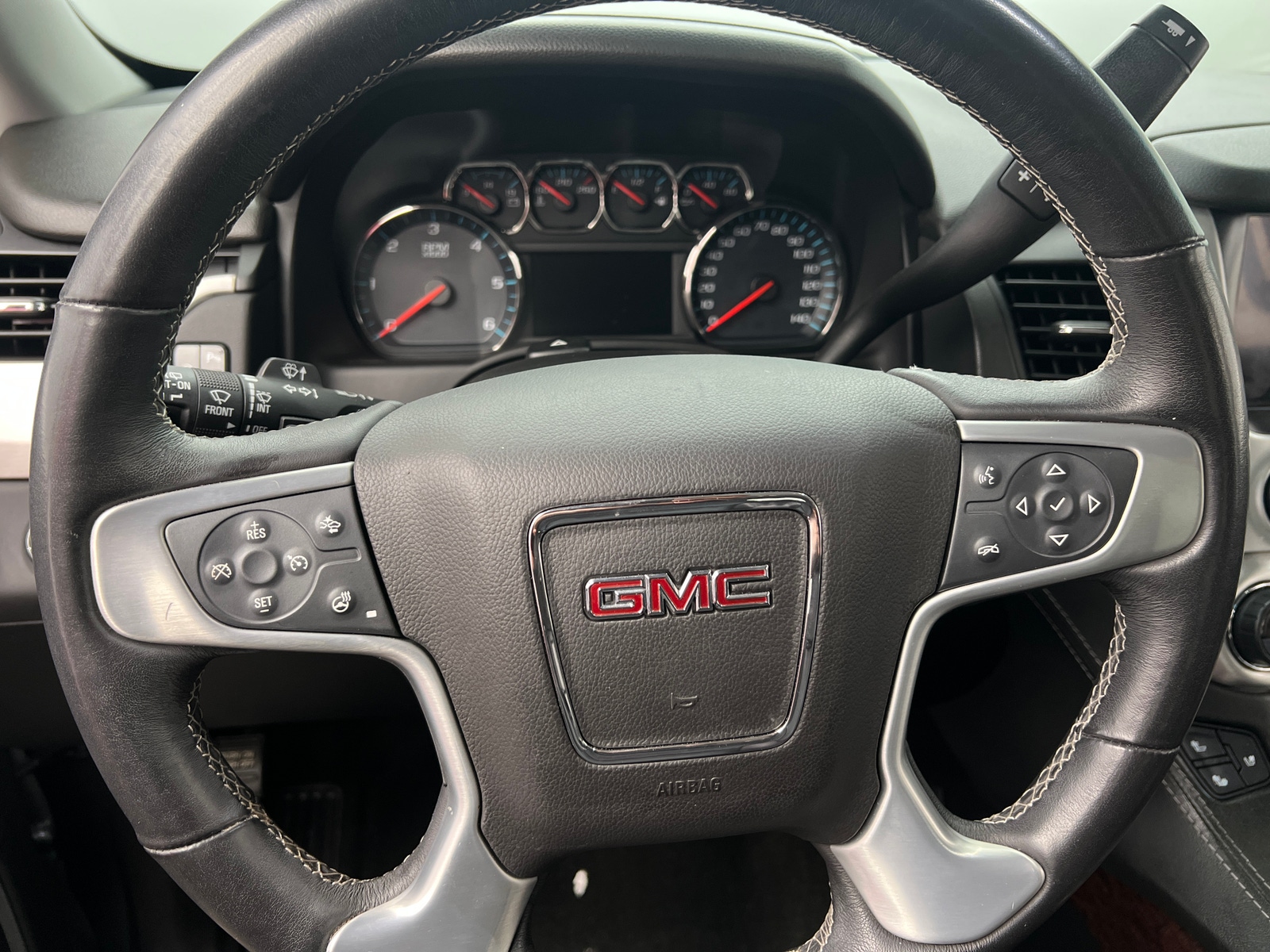 Thumbnail: 2018 GMC Yukon - 4