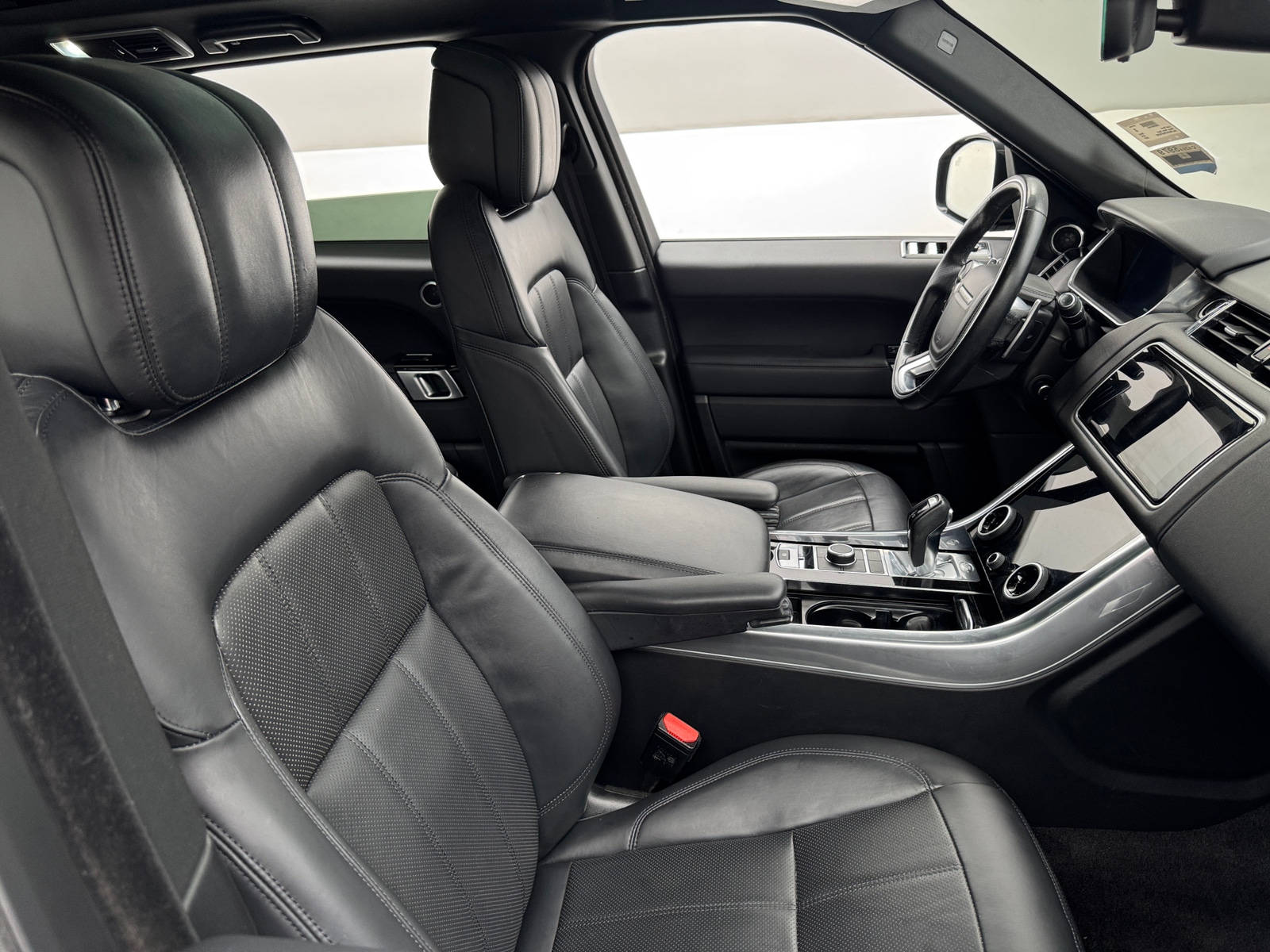 Thumbnail: 2021 Land Rover Range Rover Sport - 2