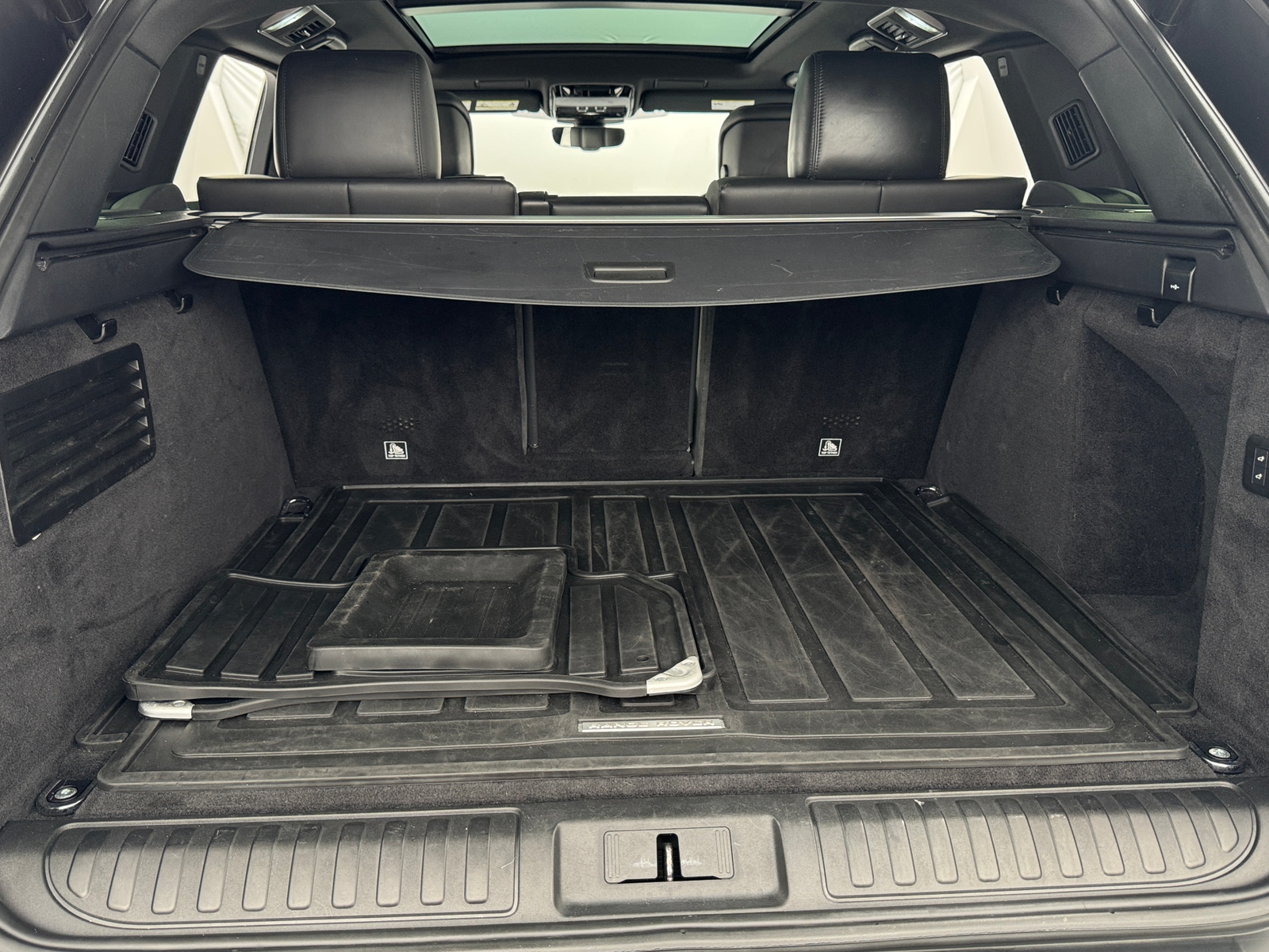 Thumbnail: 2021 Land Rover Range Rover Sport - 7