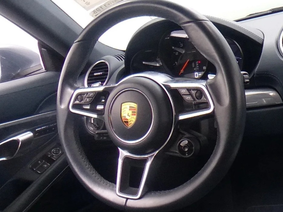 Thumbnail: 2017 Porsche 718 Cayman - 3