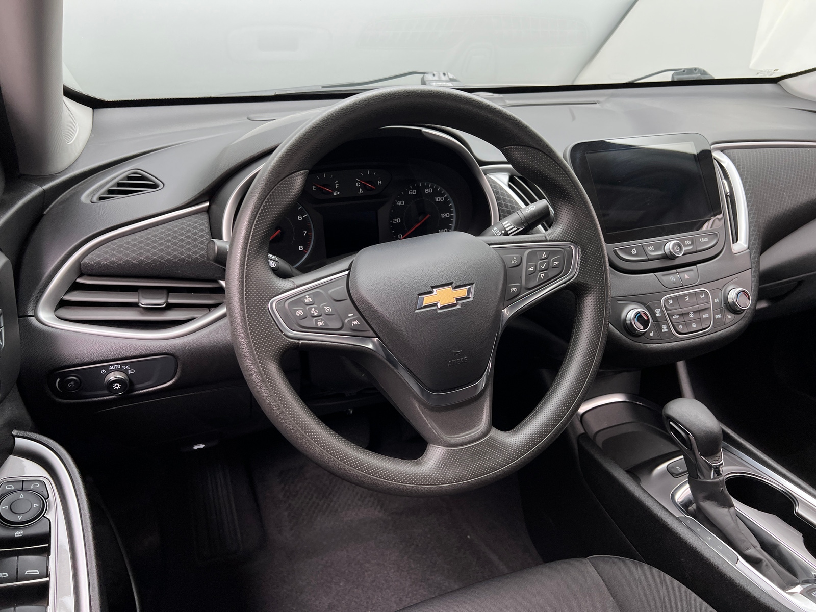 Thumbnail: 2024 Chevrolet Malibu - 5