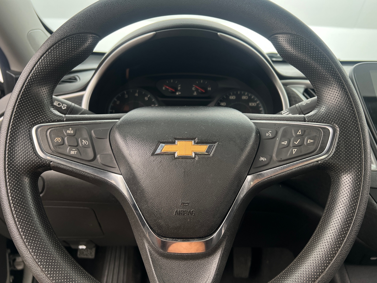 Thumbnail: 2020 Chevrolet Malibu - 5