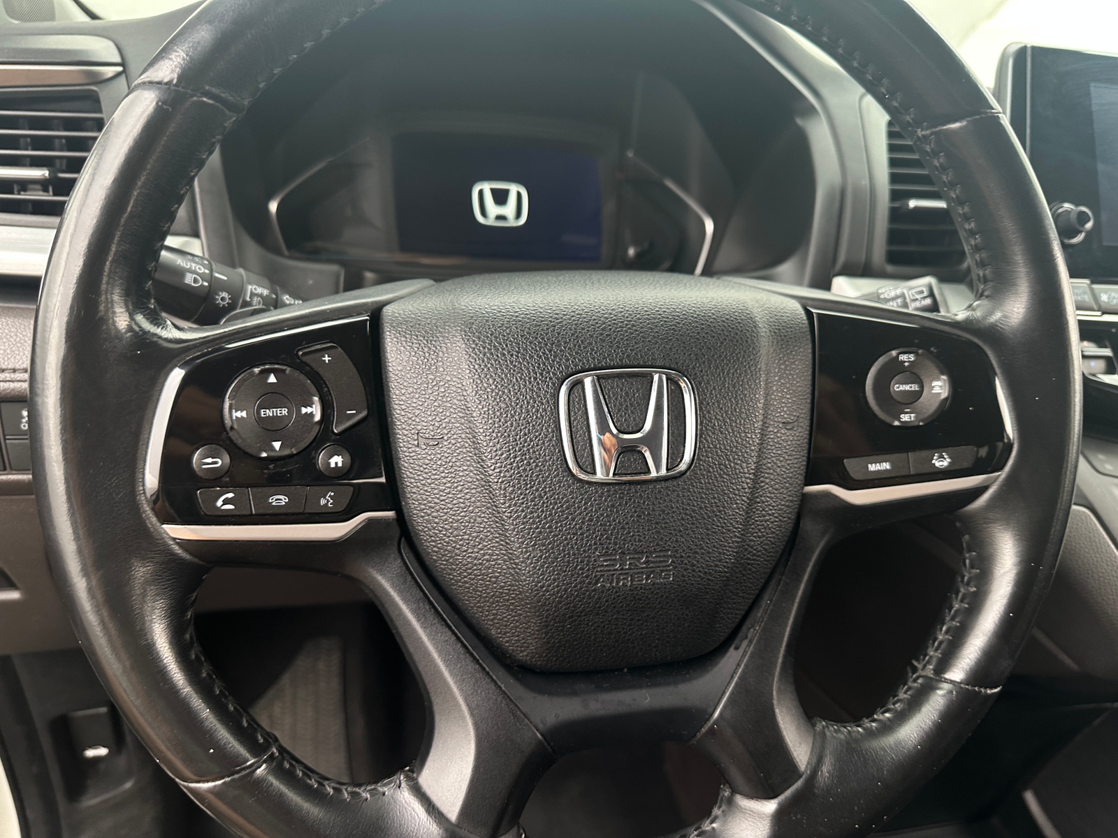 Thumbnail: 2018 Honda Odyssey - 4