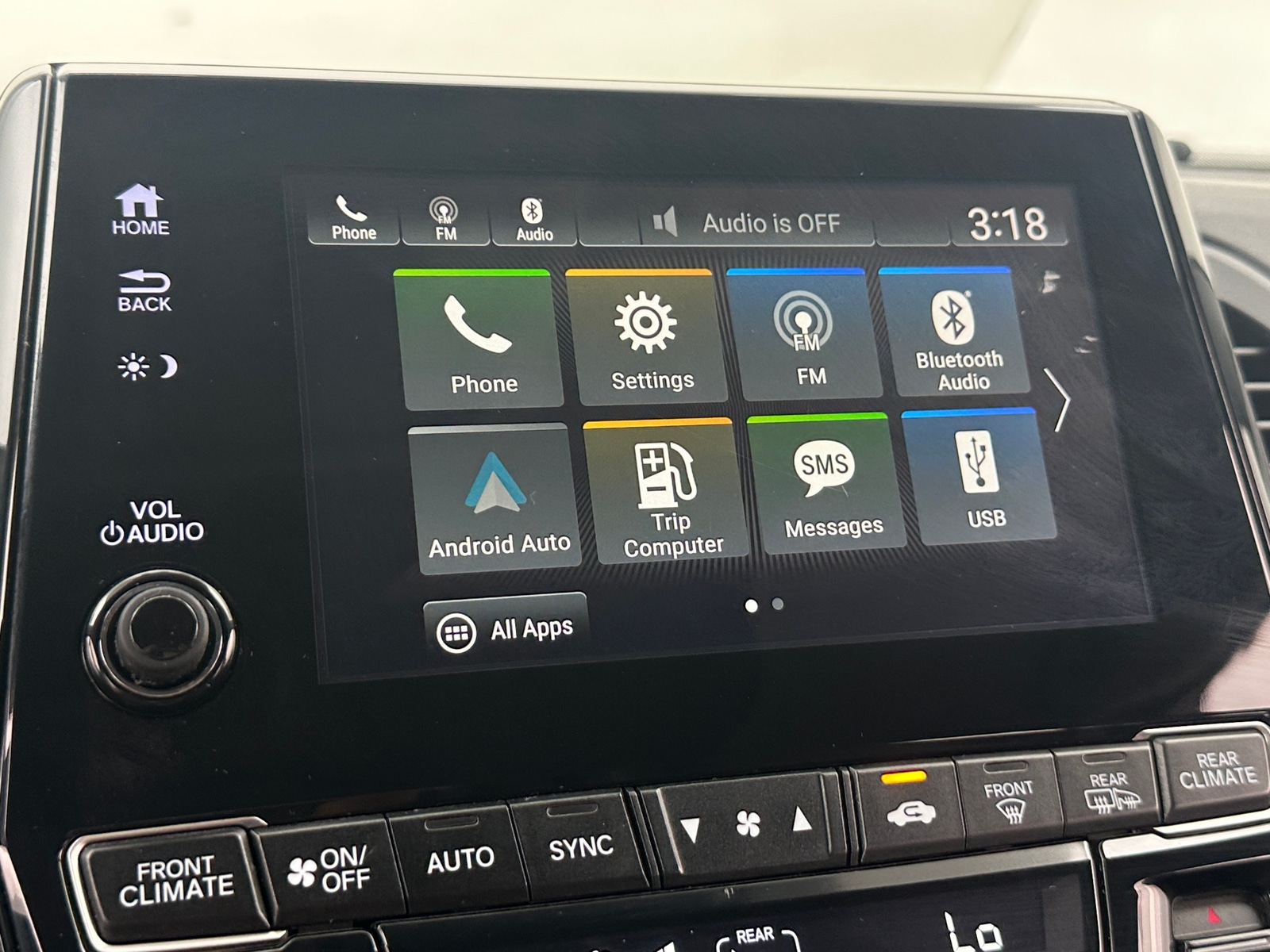 Thumbnail: 2018 Honda Odyssey - 3