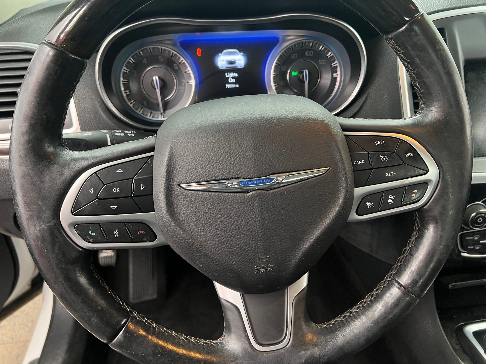 Thumbnail: 2018 Chrysler 300 - 4