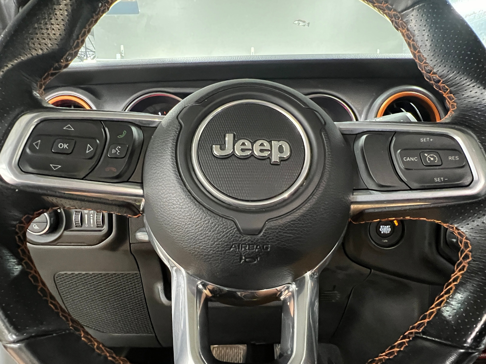 Thumbnail: 2021 Jeep Gladiator - 5