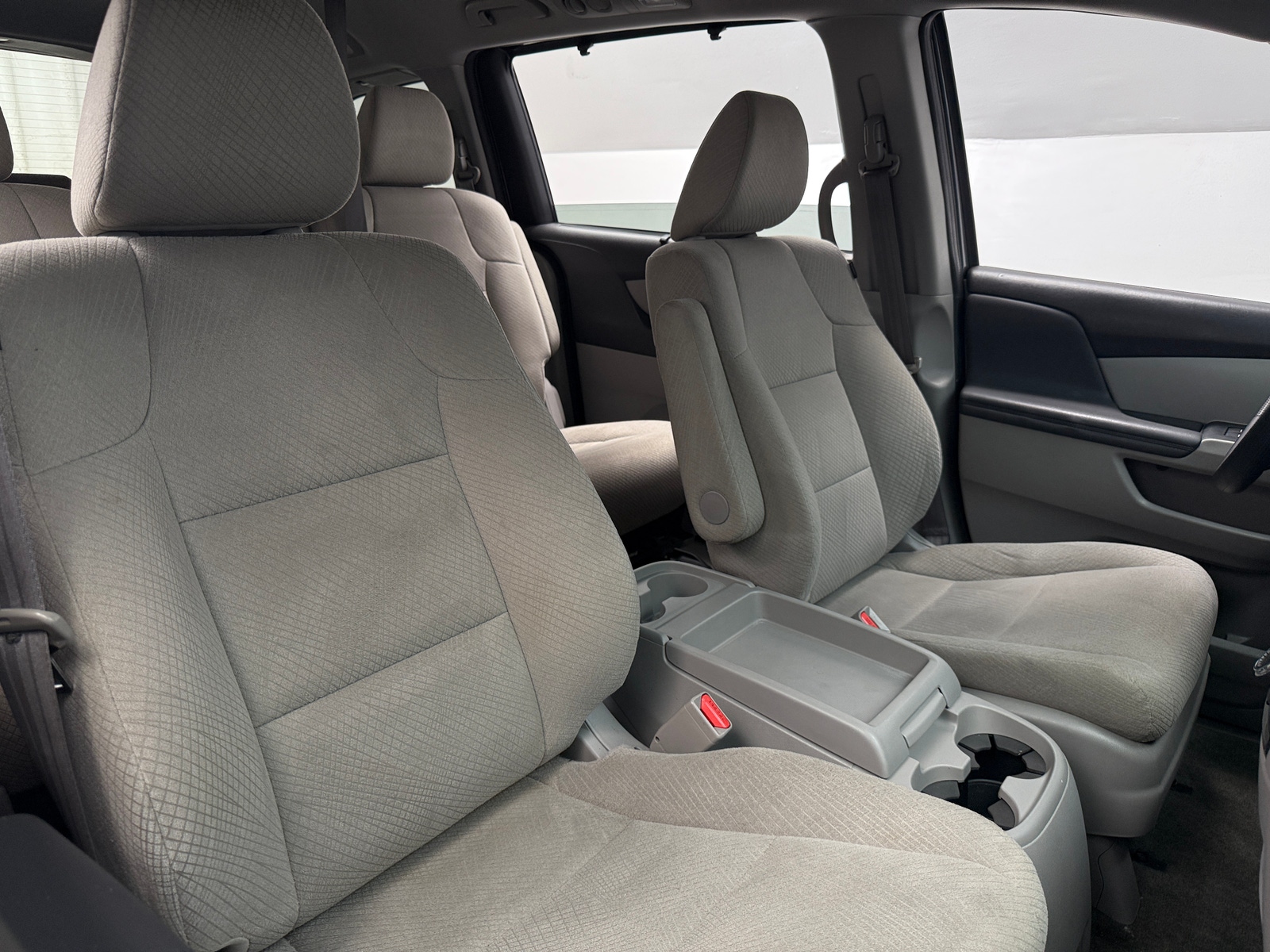 Thumbnail: 2017 Honda Odyssey - 2