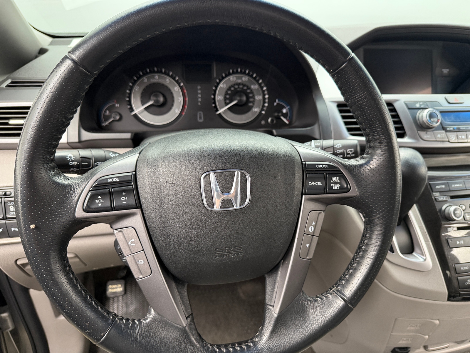 Thumbnail: 2011 Honda Odyssey - 4