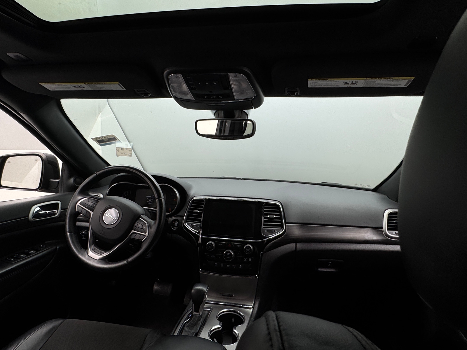 Thumbnail: 2022 Jeep Grand Cherokee - 3