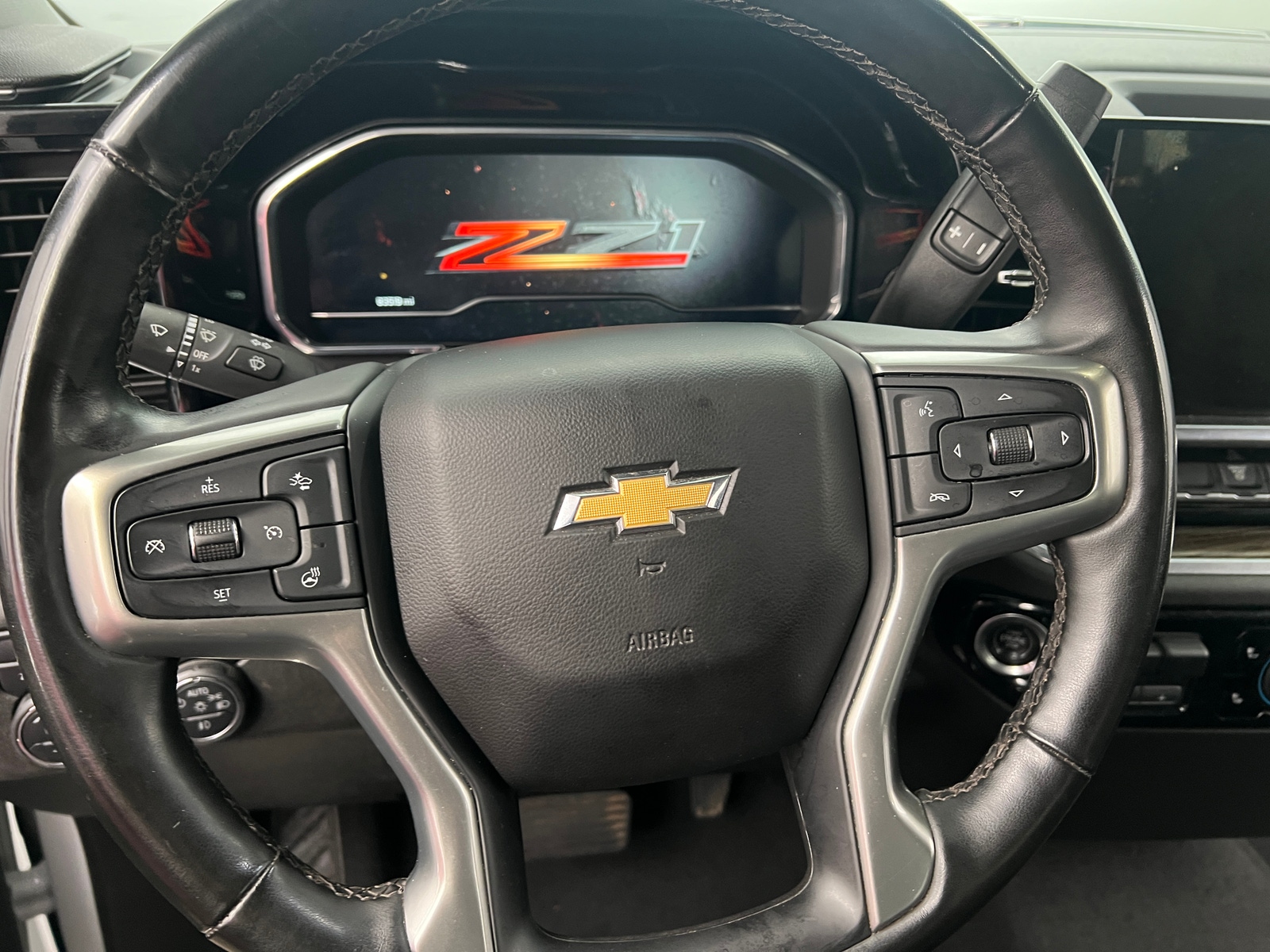 Thumbnail: 2024 Chevrolet Silverado 2500 - 5