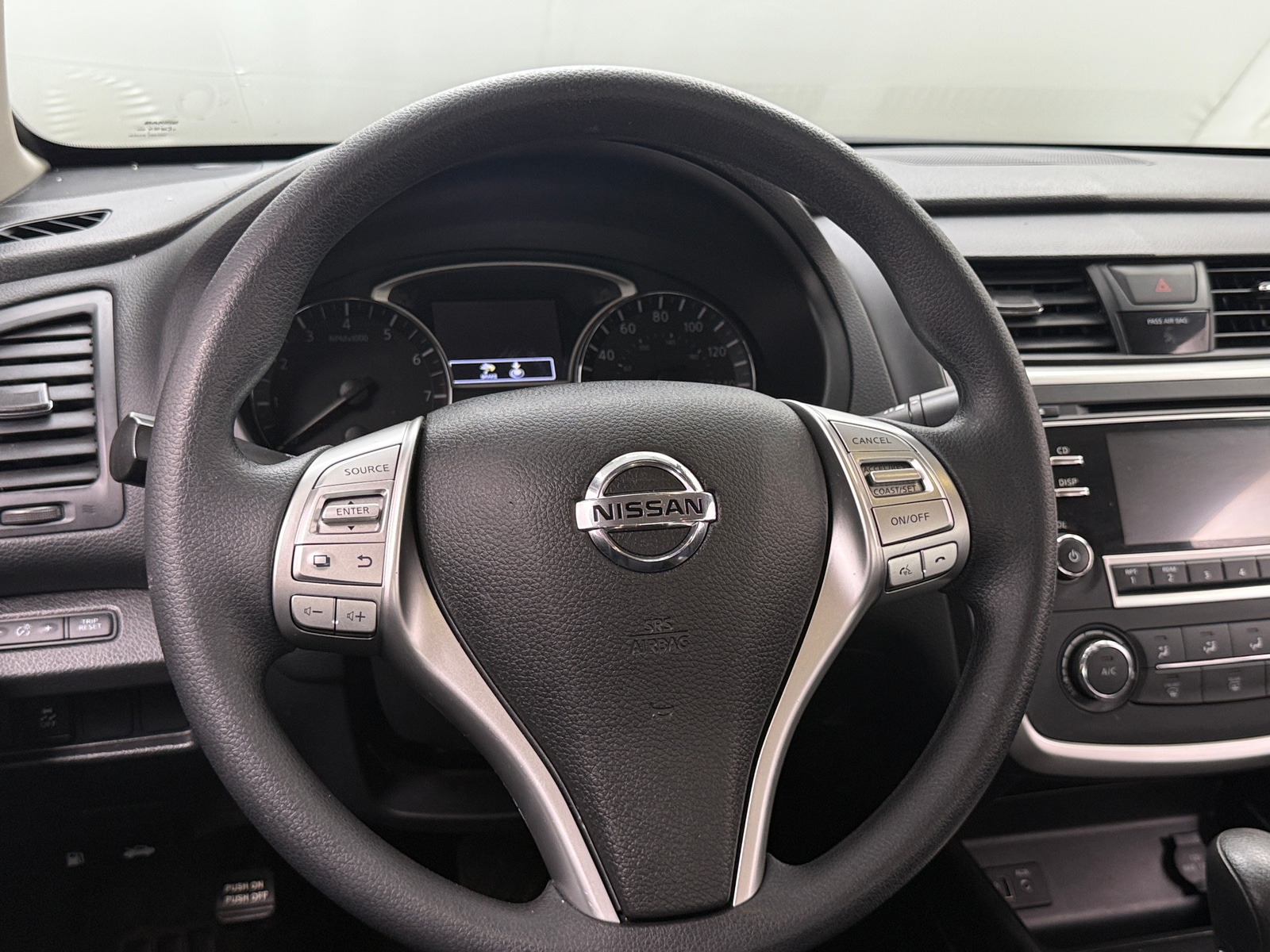 Thumbnail: 2018 Nissan Altima - 5