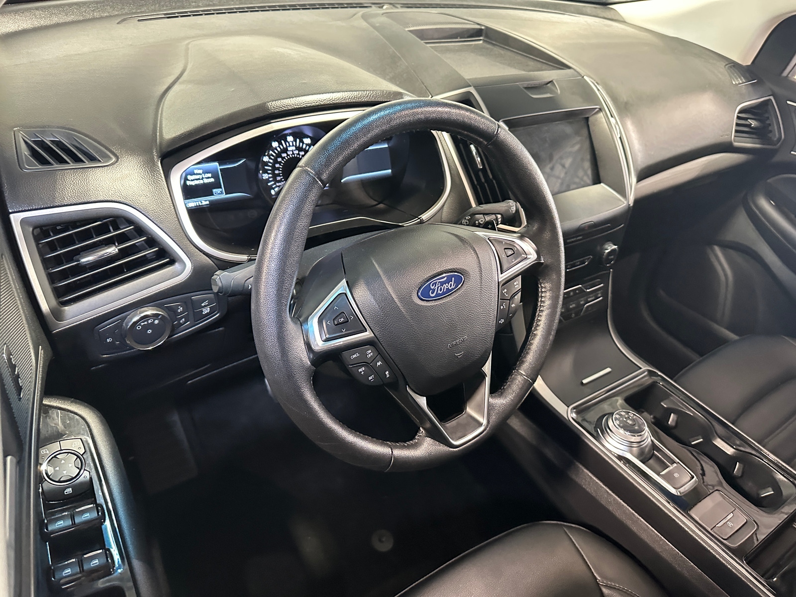 Thumbnail: 2020 Ford Edge - 2