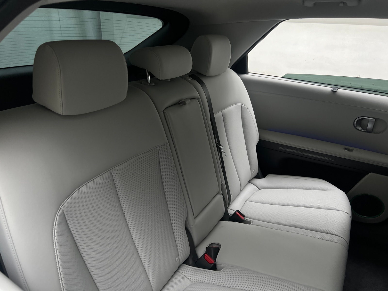Thumbnail: 2023 Hyundai Ioniq 5 - 5