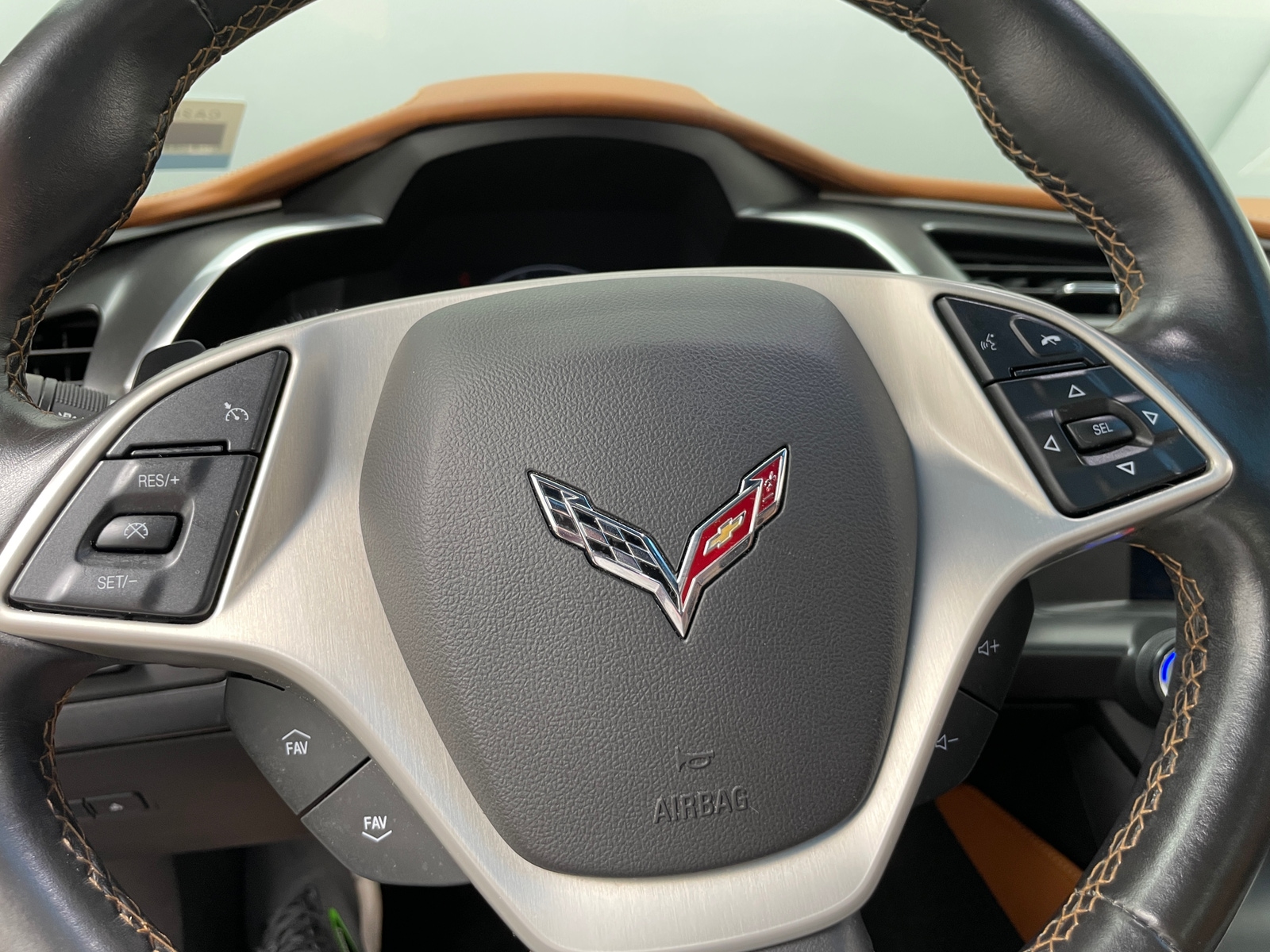 Thumbnail: 2014 Chevrolet Corvette - 3
