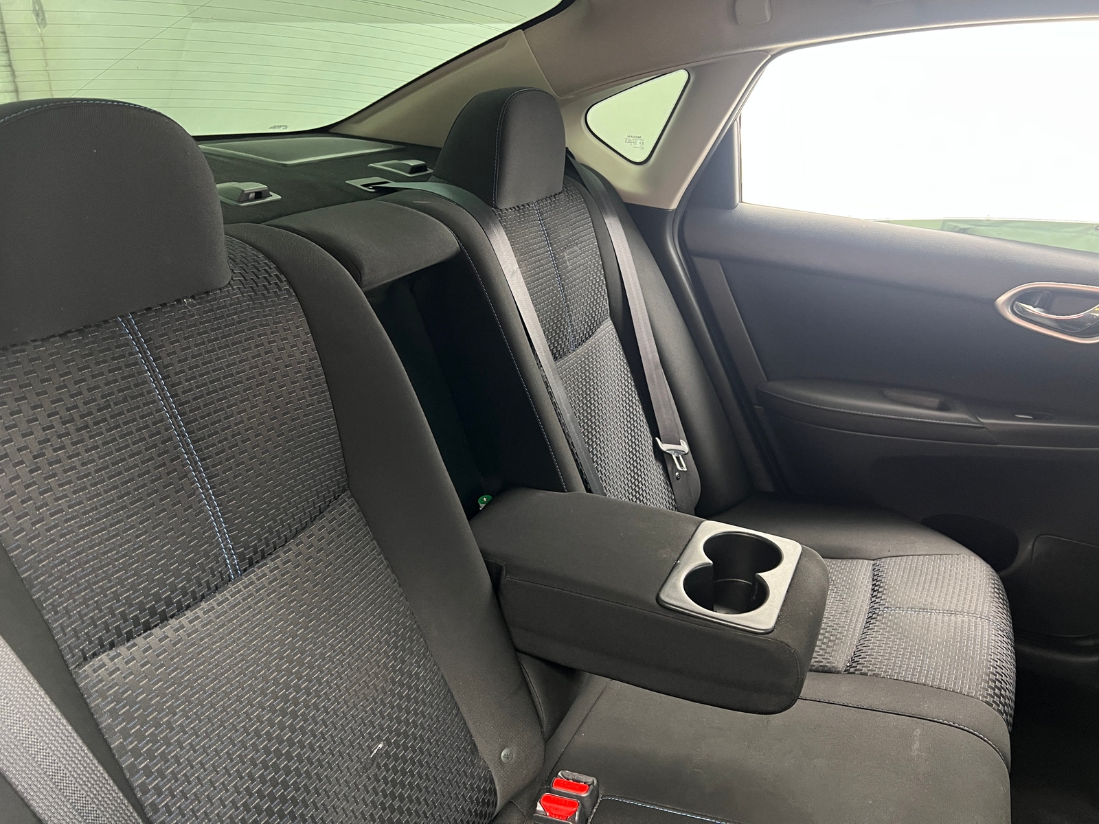 Thumbnail: 2018 Nissan Sentra - 6