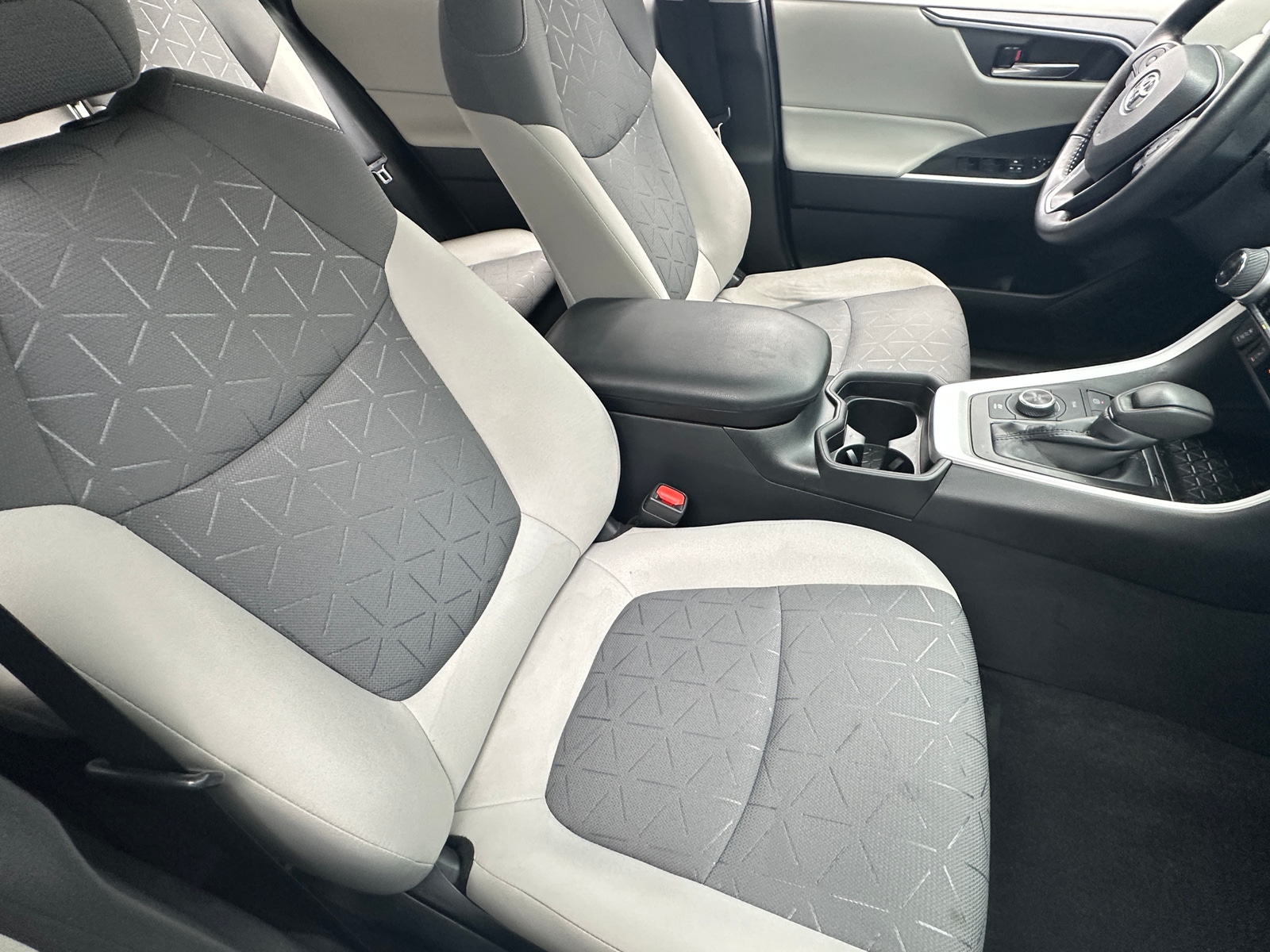 Thumbnail: 2021 Toyota RAV4 - 2