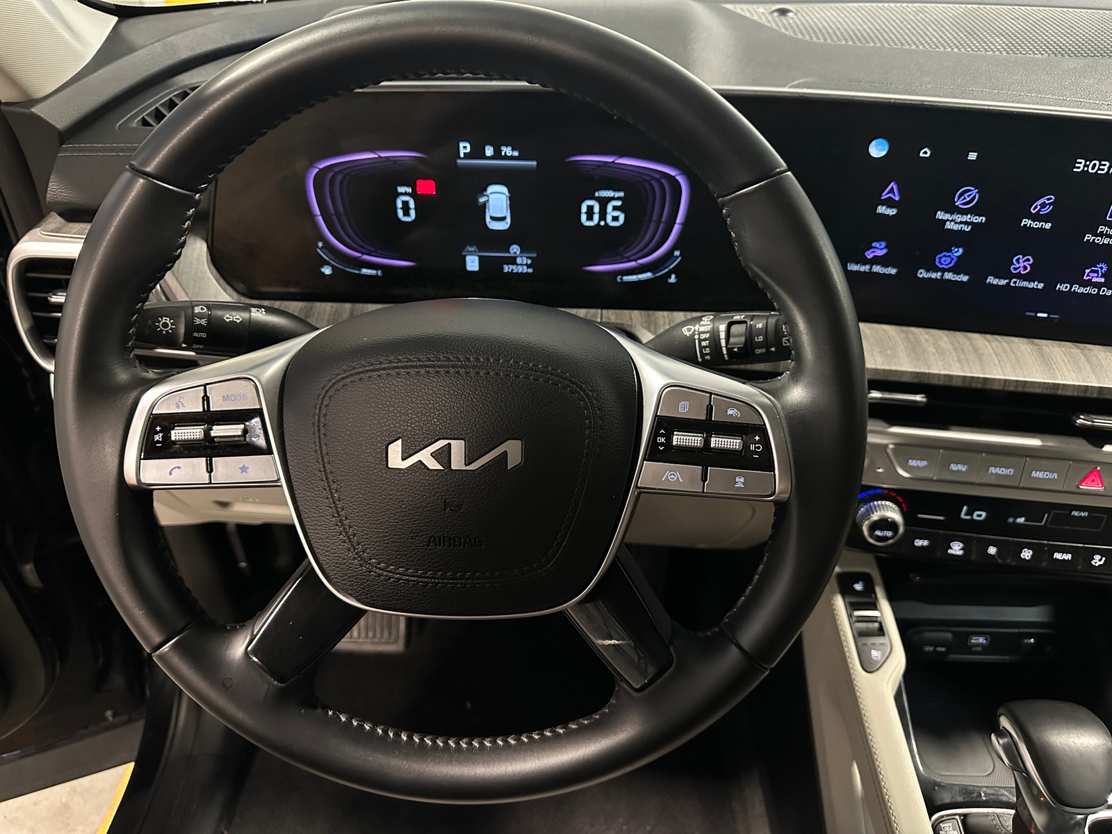 Thumbnail: 2023 Kia Telluride - 4