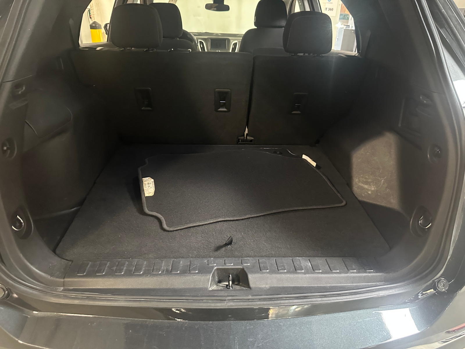 Thumbnail: 2021 Chevrolet Equinox - 7