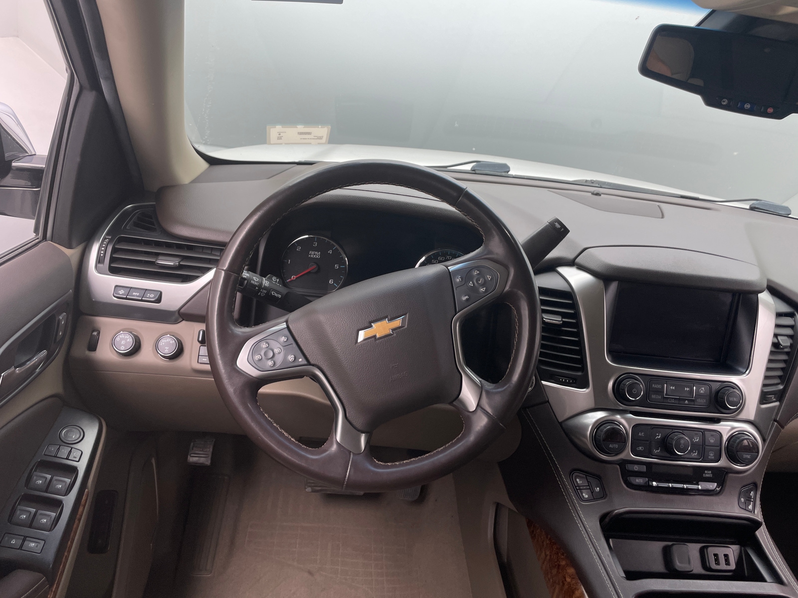 Thumbnail: 2020 Chevrolet Tahoe - 4