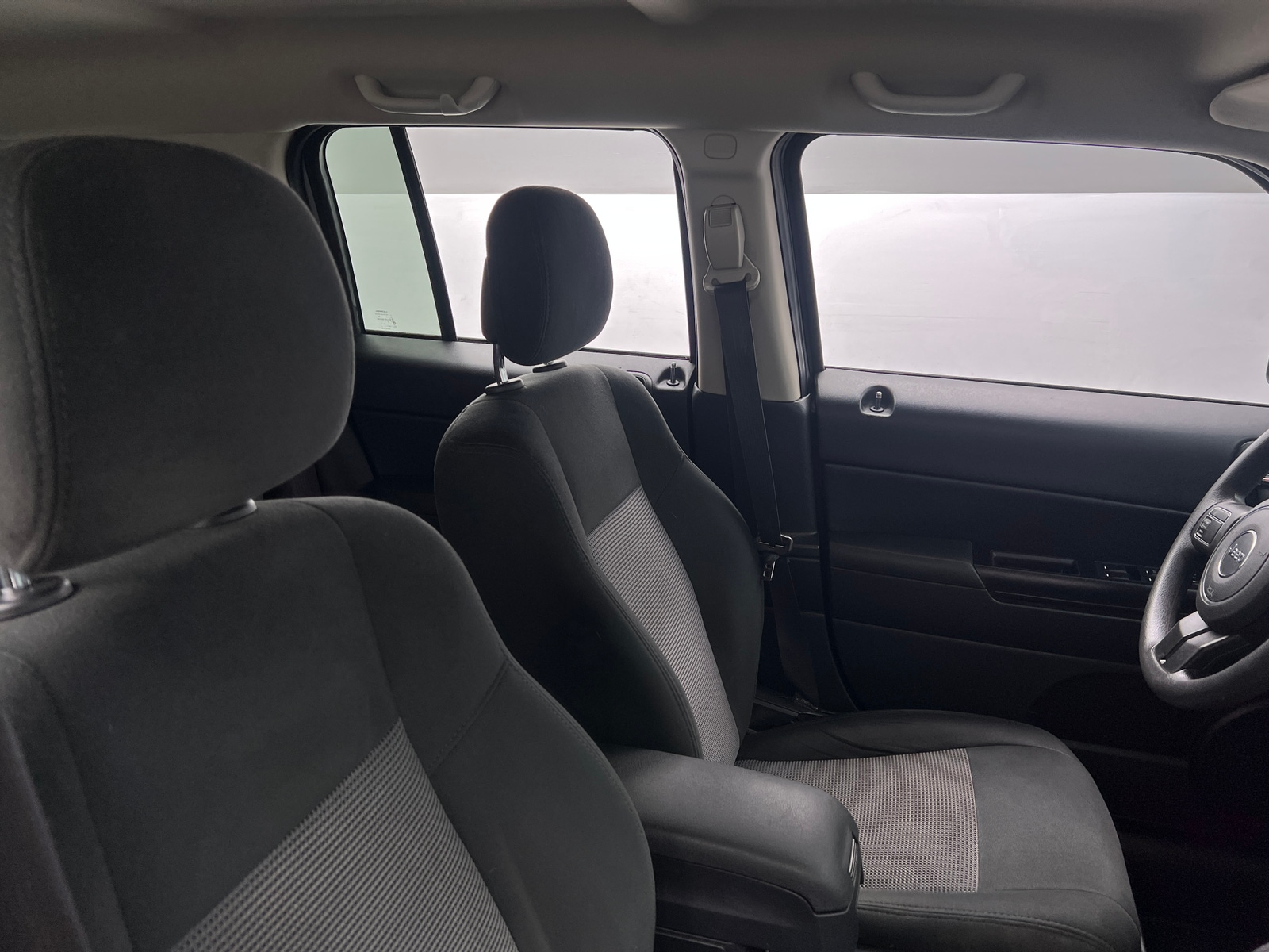 Thumbnail: 2016 Jeep Patriot - 2
