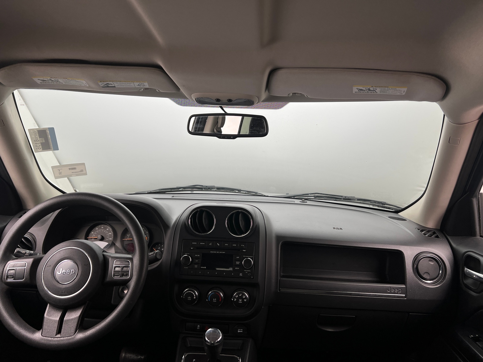 Thumbnail: 2016 Jeep Patriot - 3