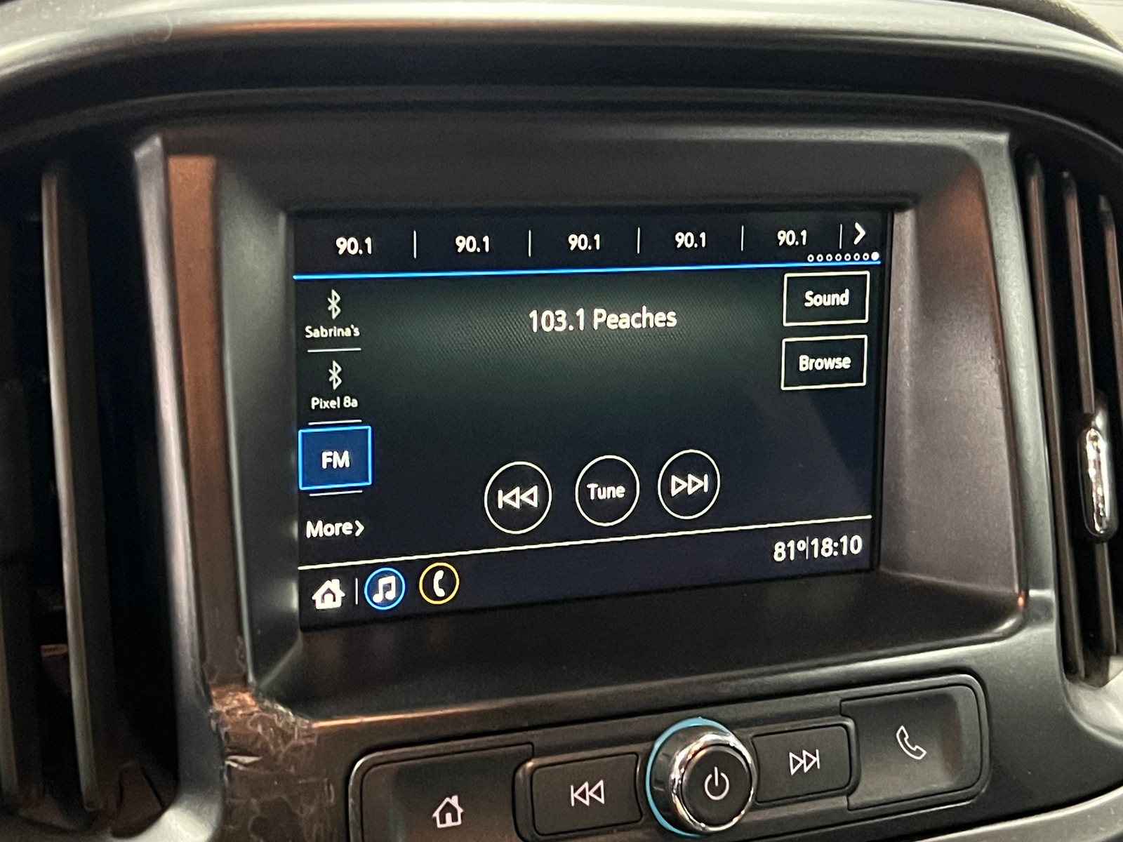 Thumbnail: 2019 Chevrolet Colorado - 4
