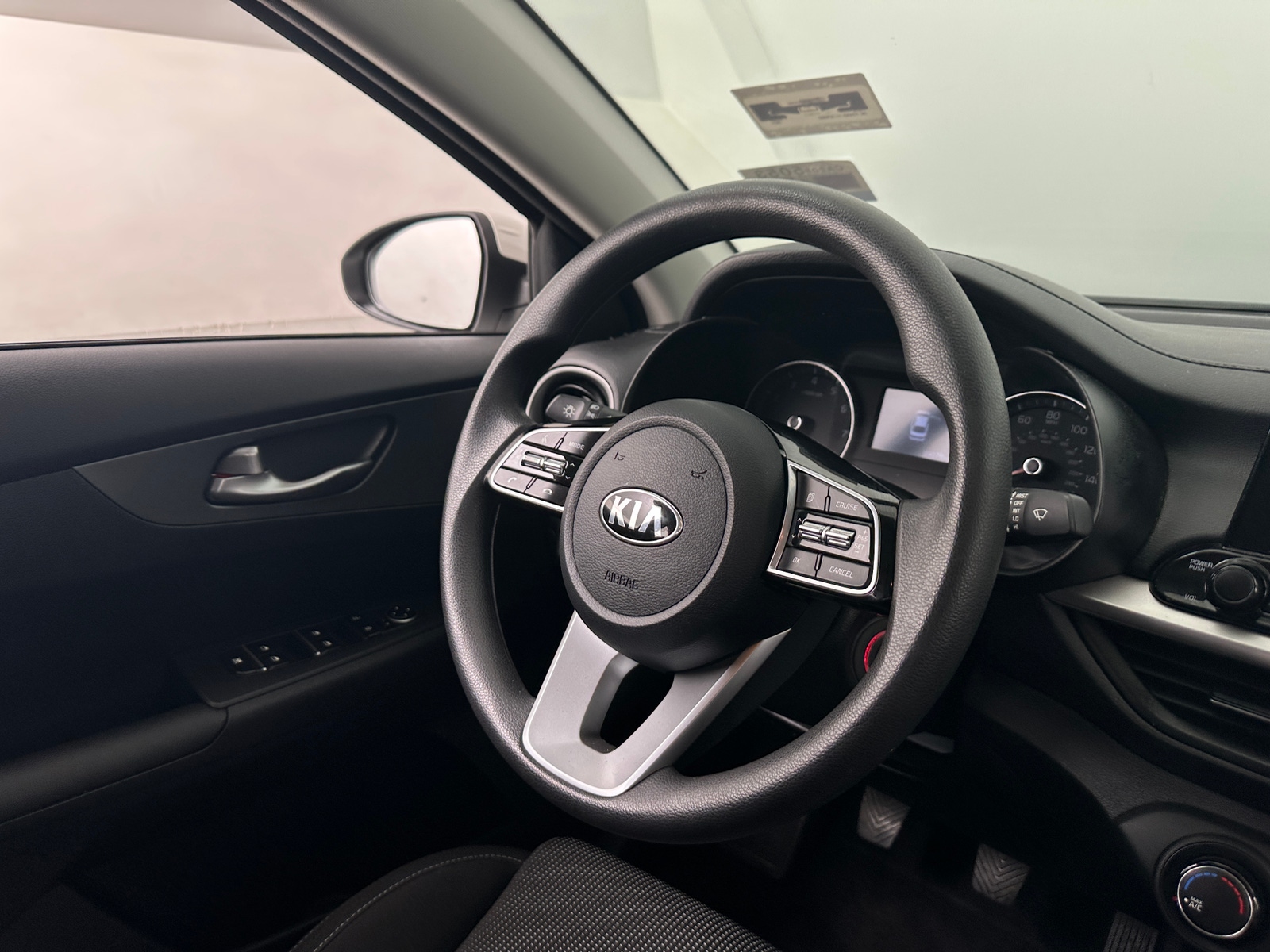 Thumbnail: 2021 Kia Forte - 5