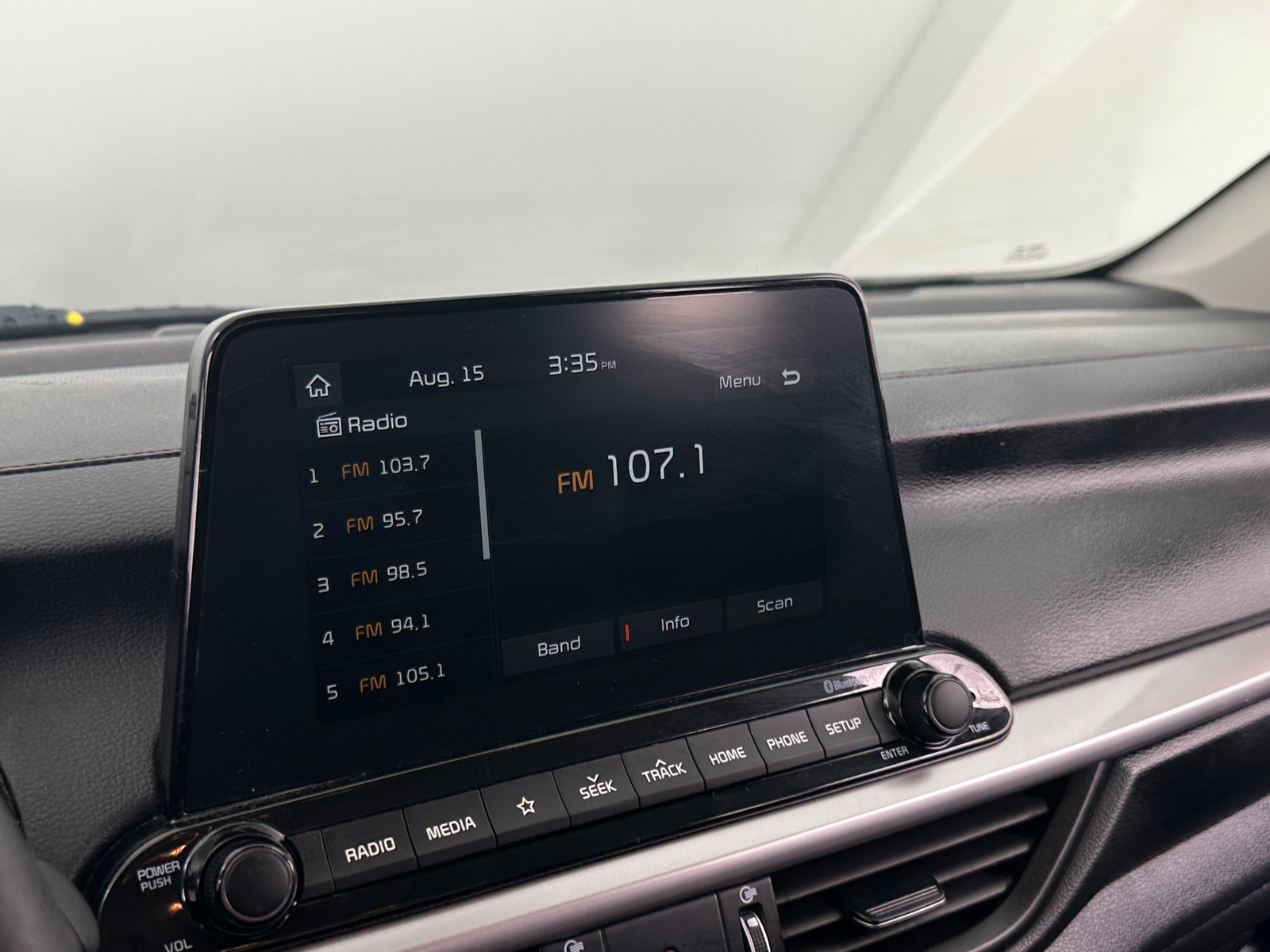 Thumbnail: 2021 Kia Forte - 4
