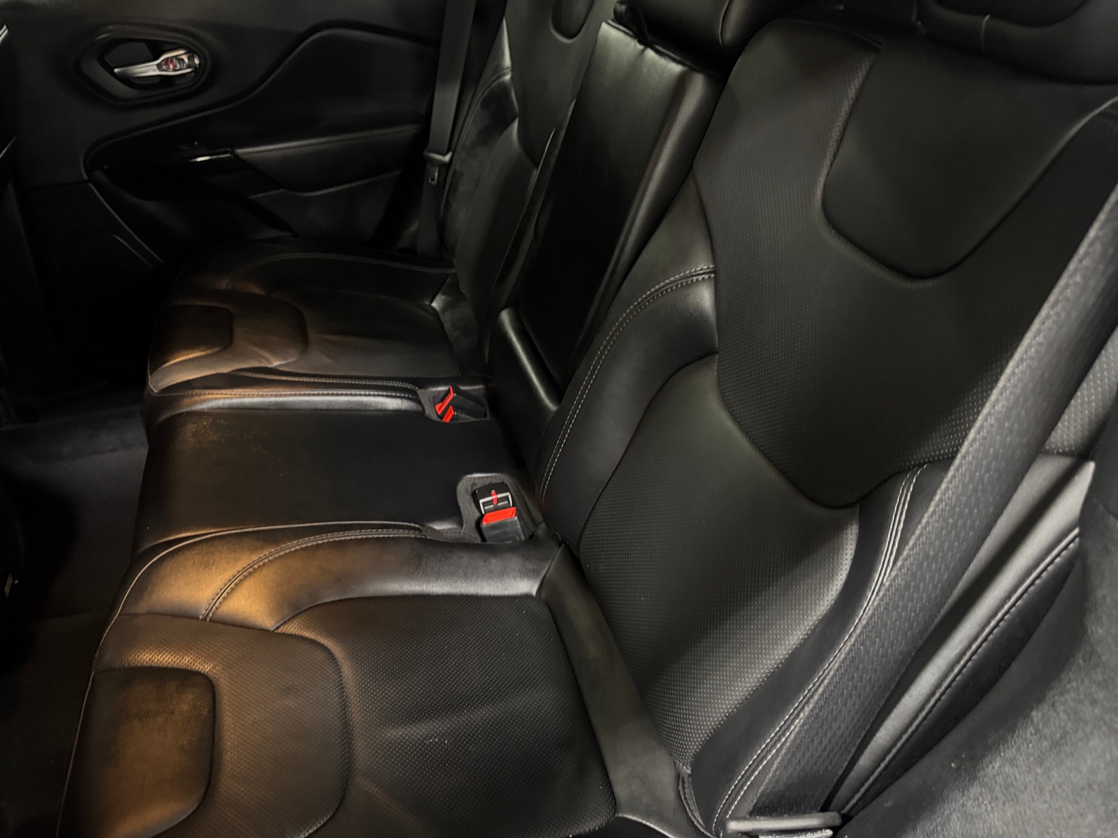 Thumbnail: 2023 Jeep Cherokee - 5