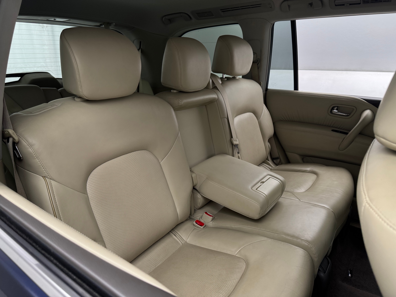 Thumbnail: 2017 INFINITI QX80 - 5