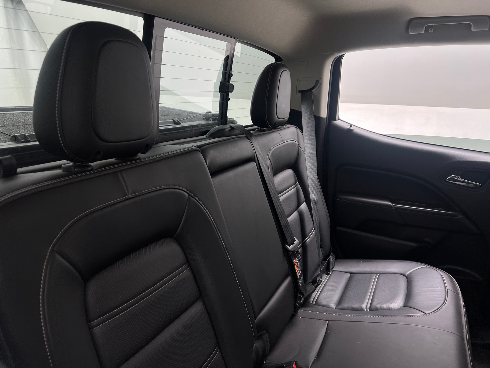 Thumbnail: 2018 GMC Canyon - 5